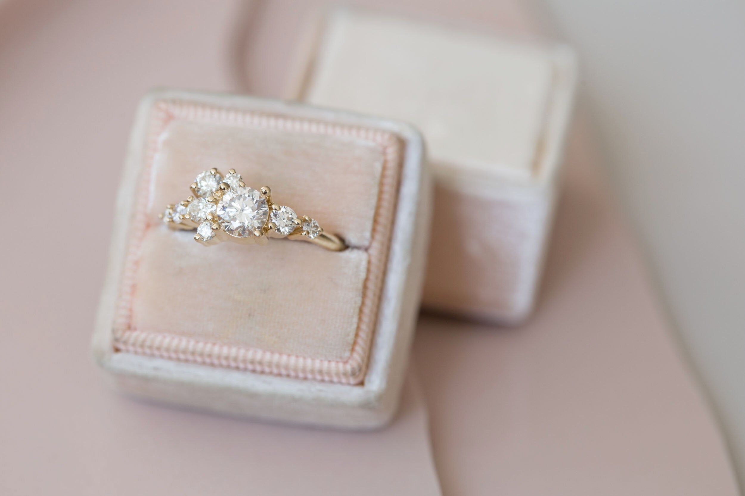 Ilia Ring | Round Brilliant Cut Diamond + Diamond Cluster Engagement Ring 0.70 ct | 14k Recycled Gold