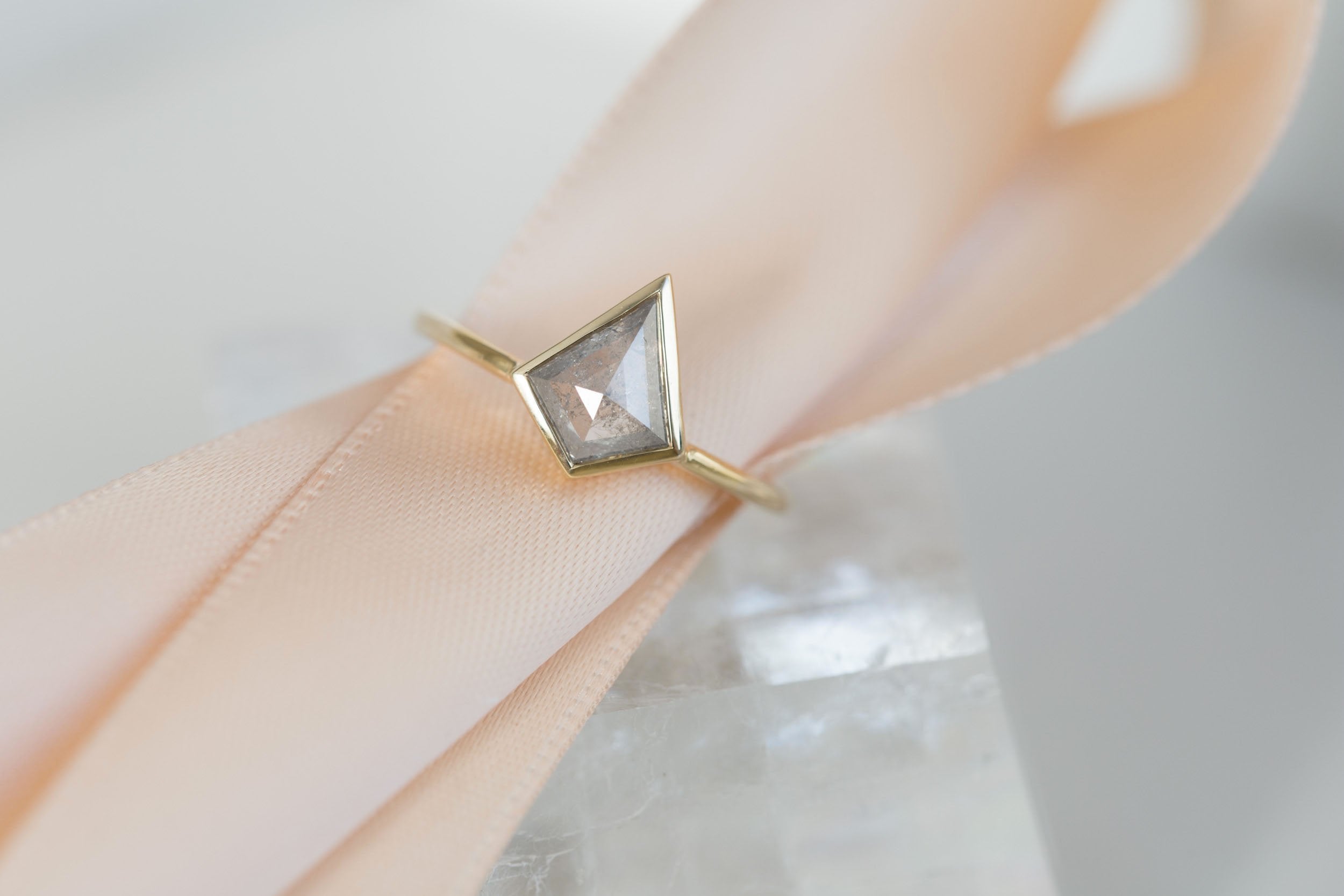 Avens Ring | Silver Grey Diamond Kite Solitaire Engagement Ring 1.06 ct | 14k Recycled Gold | One of a Kind