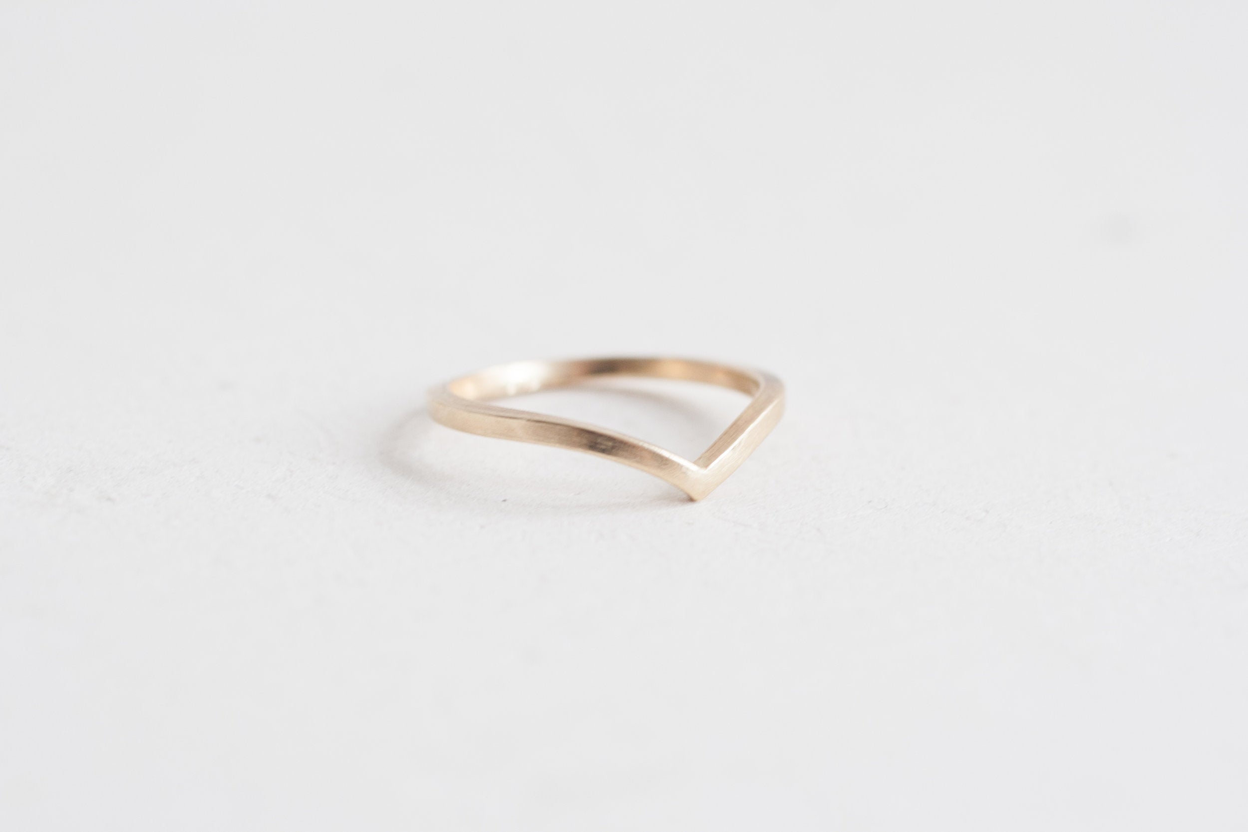 Square Contour V Band | 14k Recycled Yellow Gold