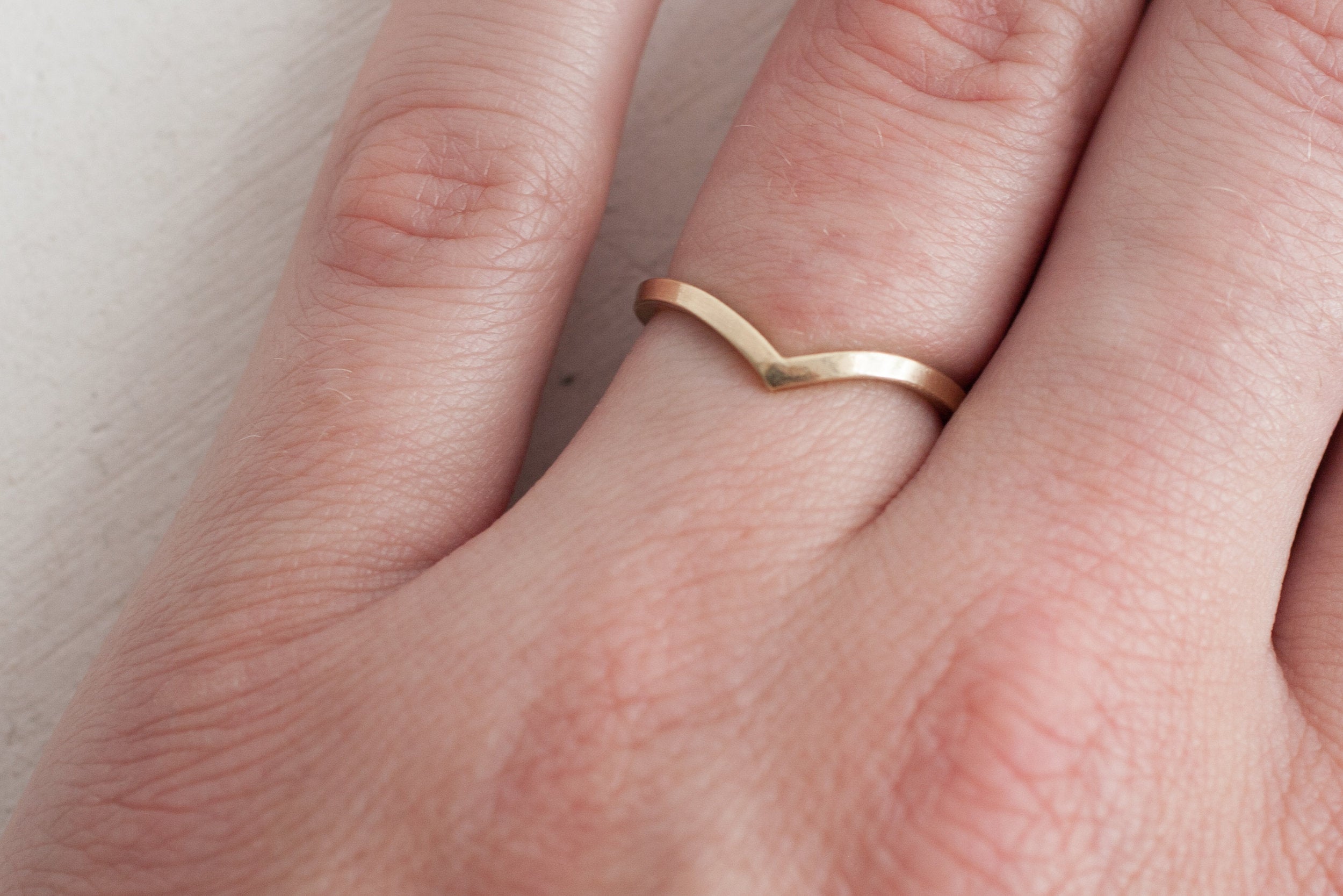 Square Contour V Band | 14k Recycled Yellow Gold