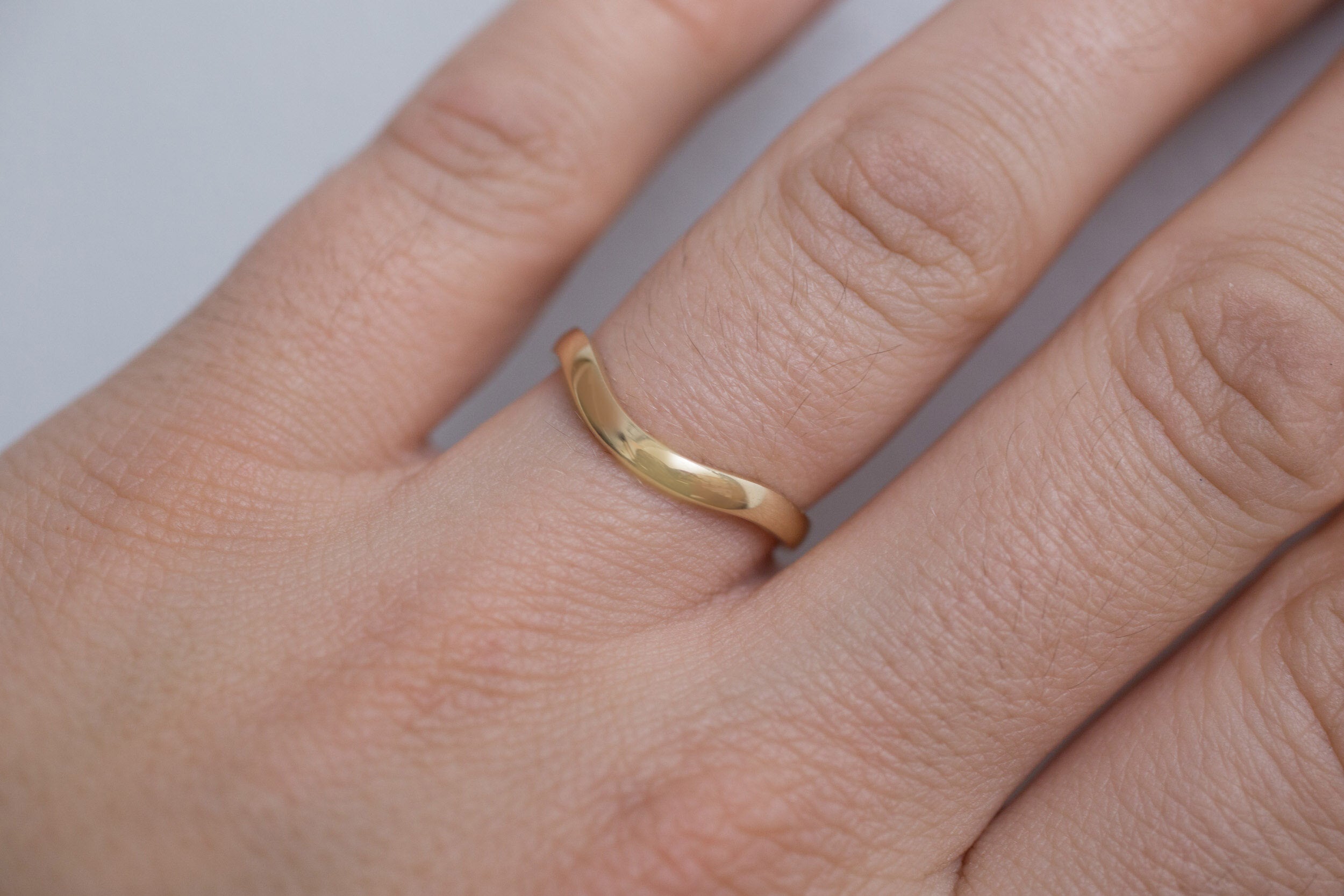 Wide Contour Curve Band | Half Round | 14k Recycled Gold