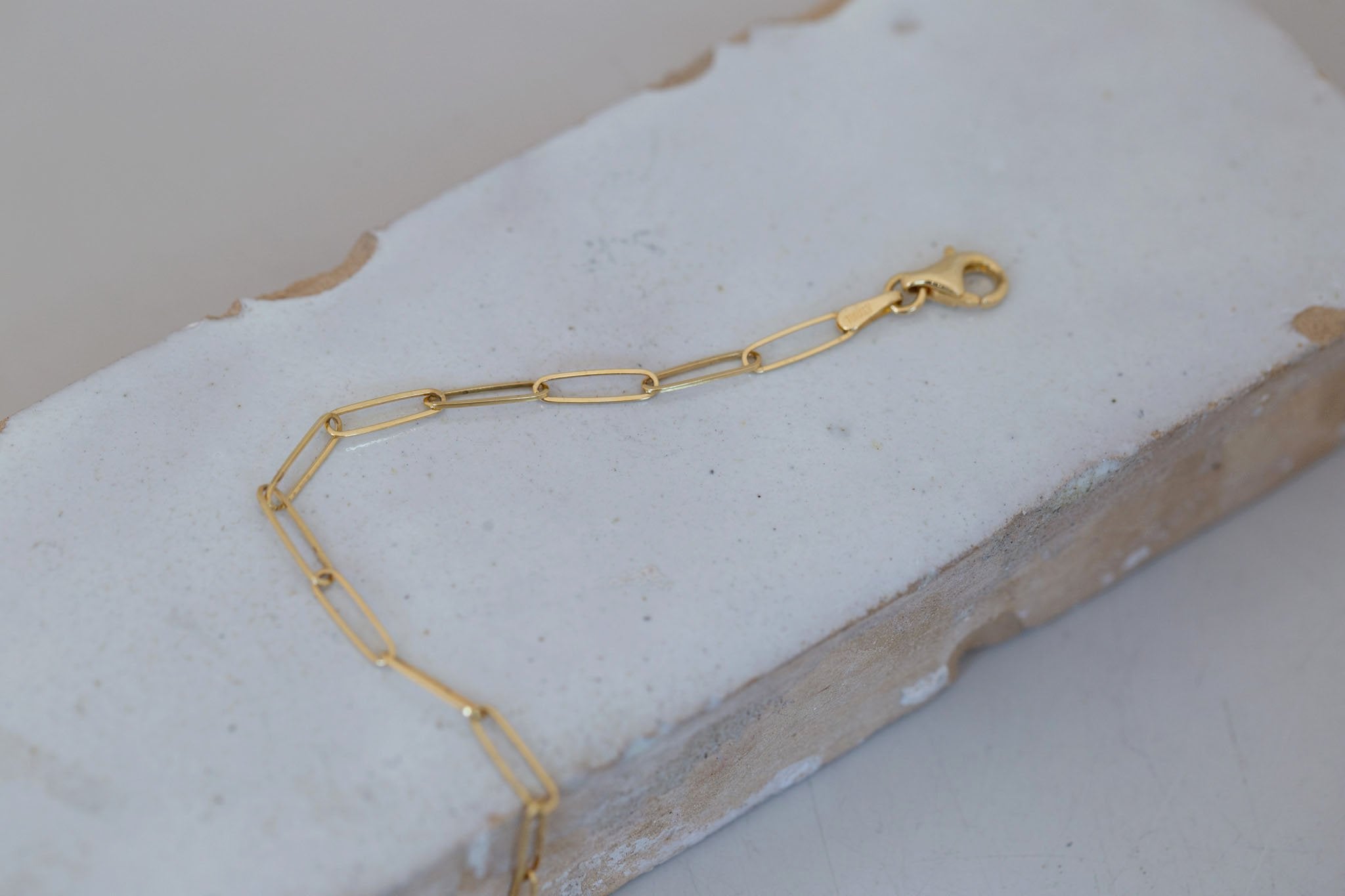 Medium Elongated Flat Link Chain Bracelet | 14k Recycled Gold