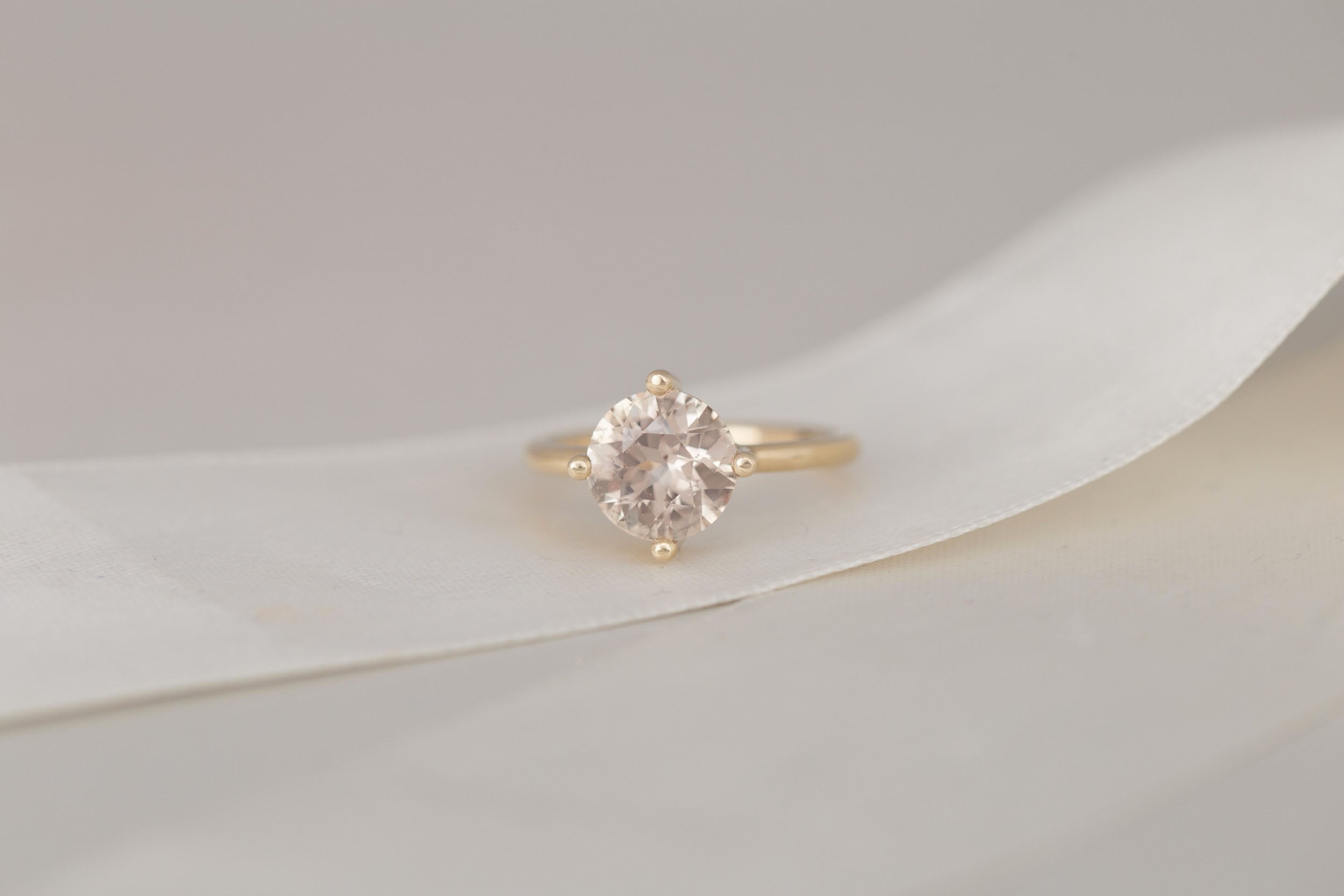 Leta Ring | Champagne Round Sapphire Compass Set Solitaire Engagement Ring 2.95 ct | 14k Recycled Gold | One of a Kind