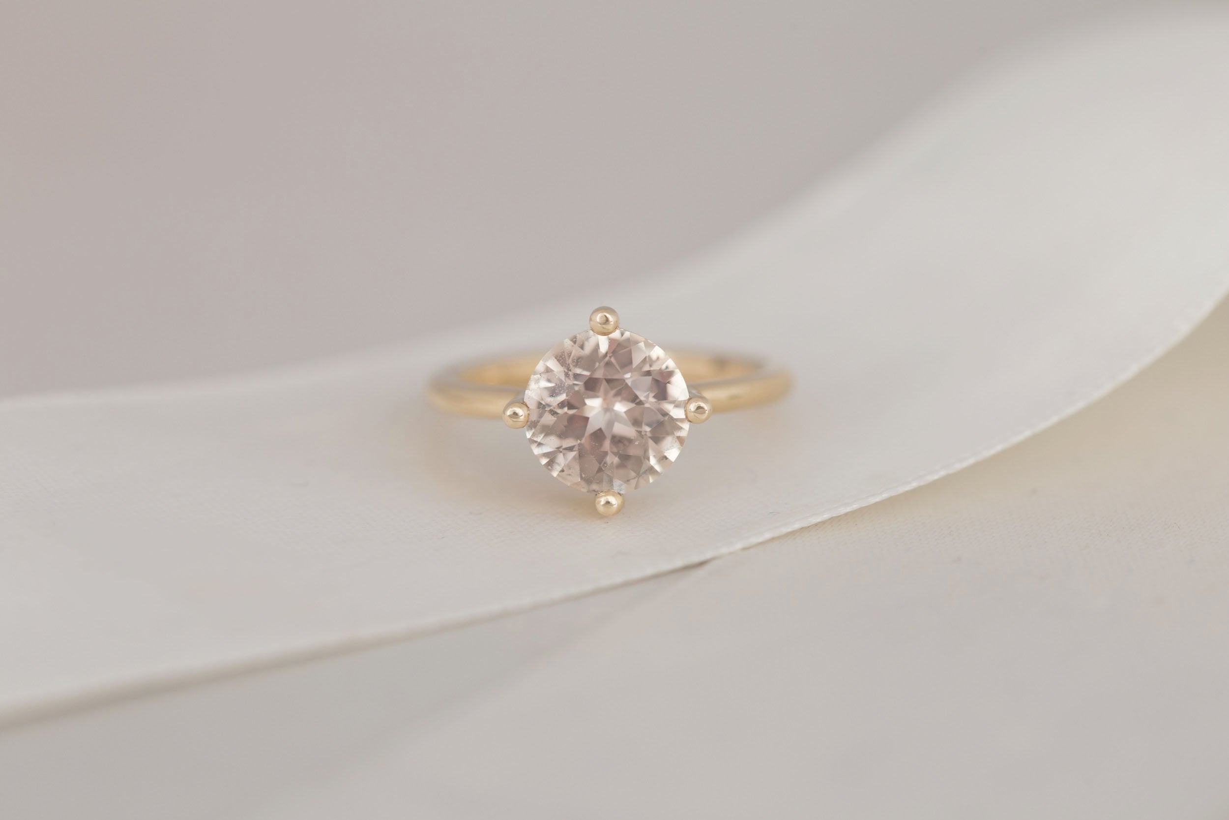 Leta Ring | Champagne Round Sapphire Compass Set Solitaire Engagement Ring 2.95 ct | 14k Recycled Gold | One of a Kind