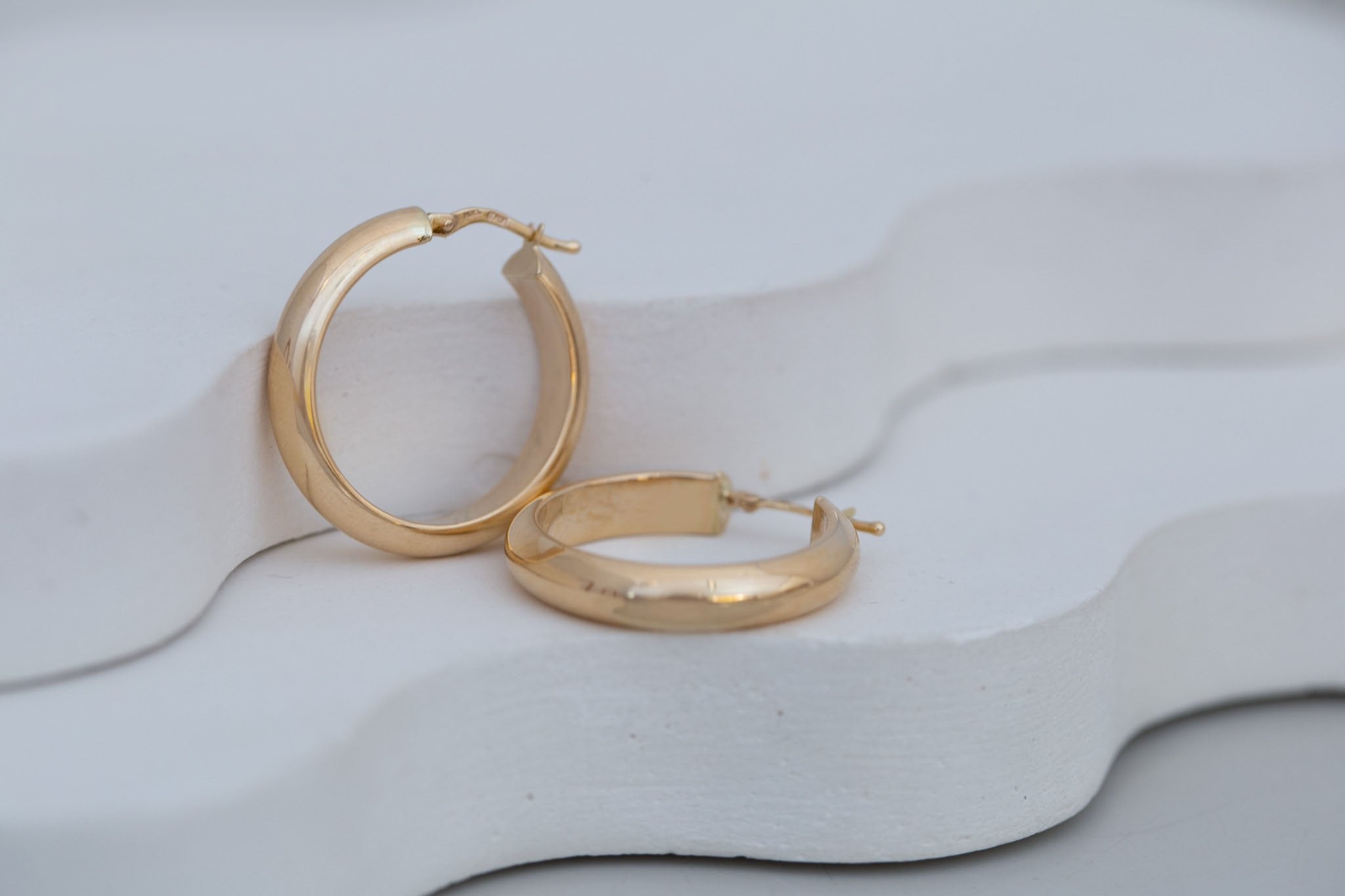 Bold Hoop Earrings | Large | 14k Recycled Gold
