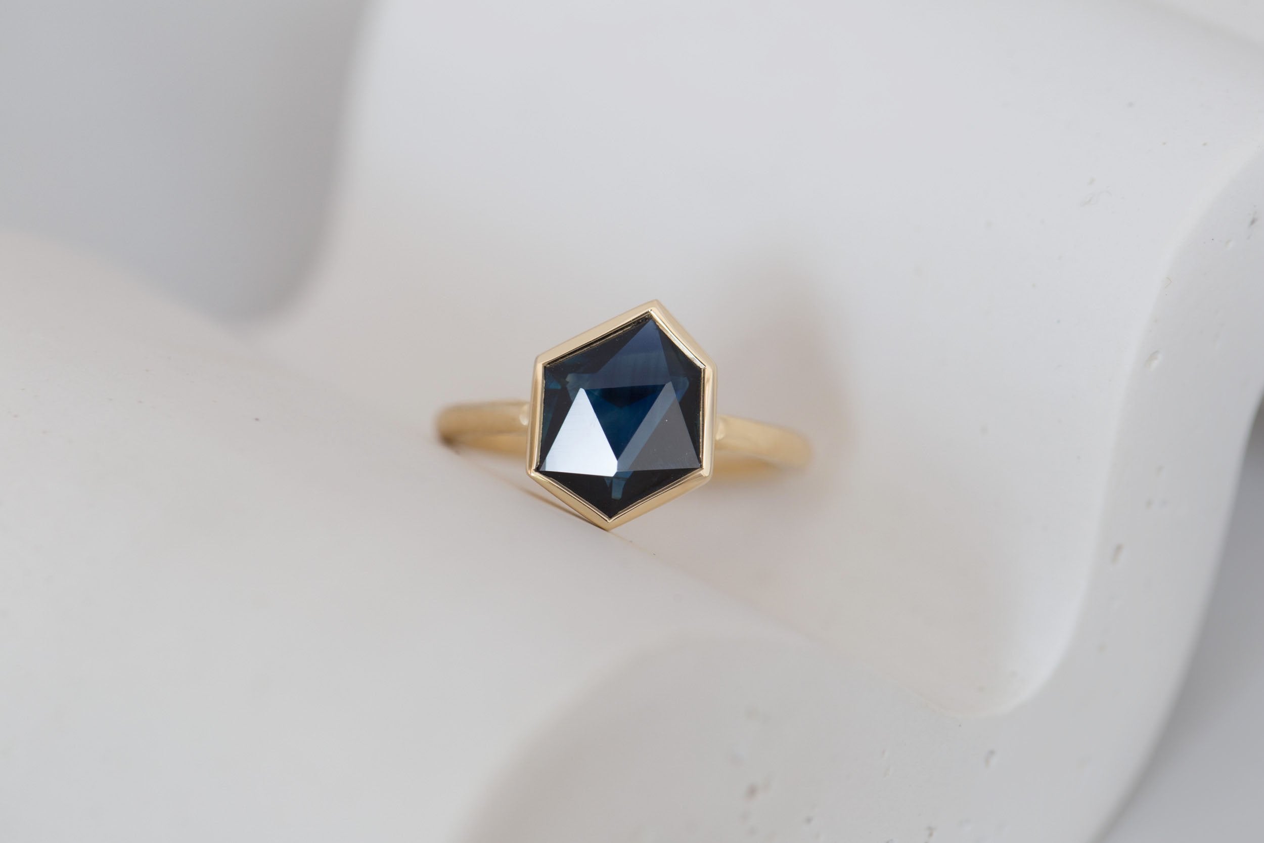 Avens Ring | Dark Blue Geocut Sapphire Engagement Ring 3.57 ct | 14k Recycled Gold | One of a Kind