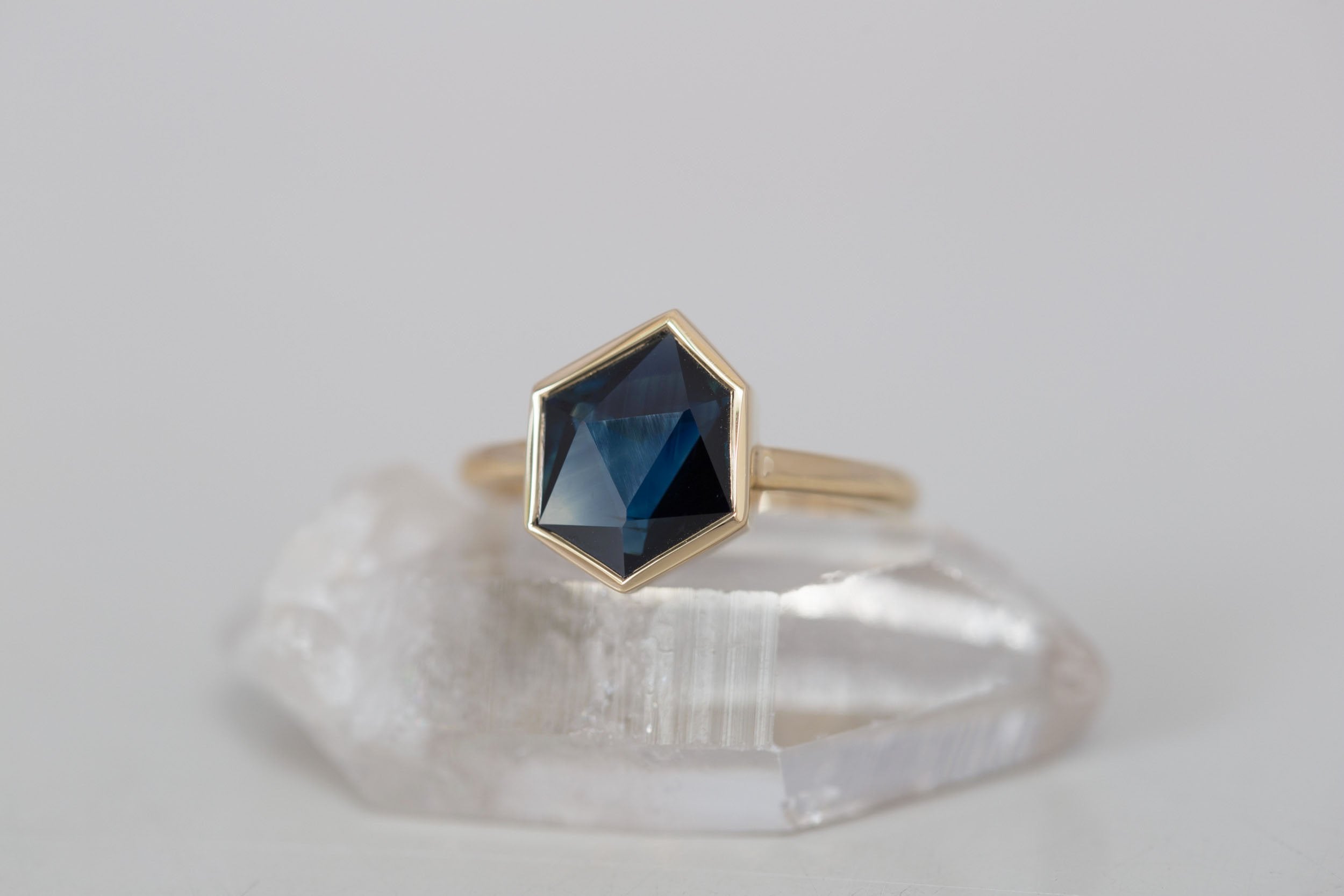 Avens Ring | Dark Blue Geocut Sapphire Engagement Ring 3.57 ct | 14k Recycled Gold | One of a Kind