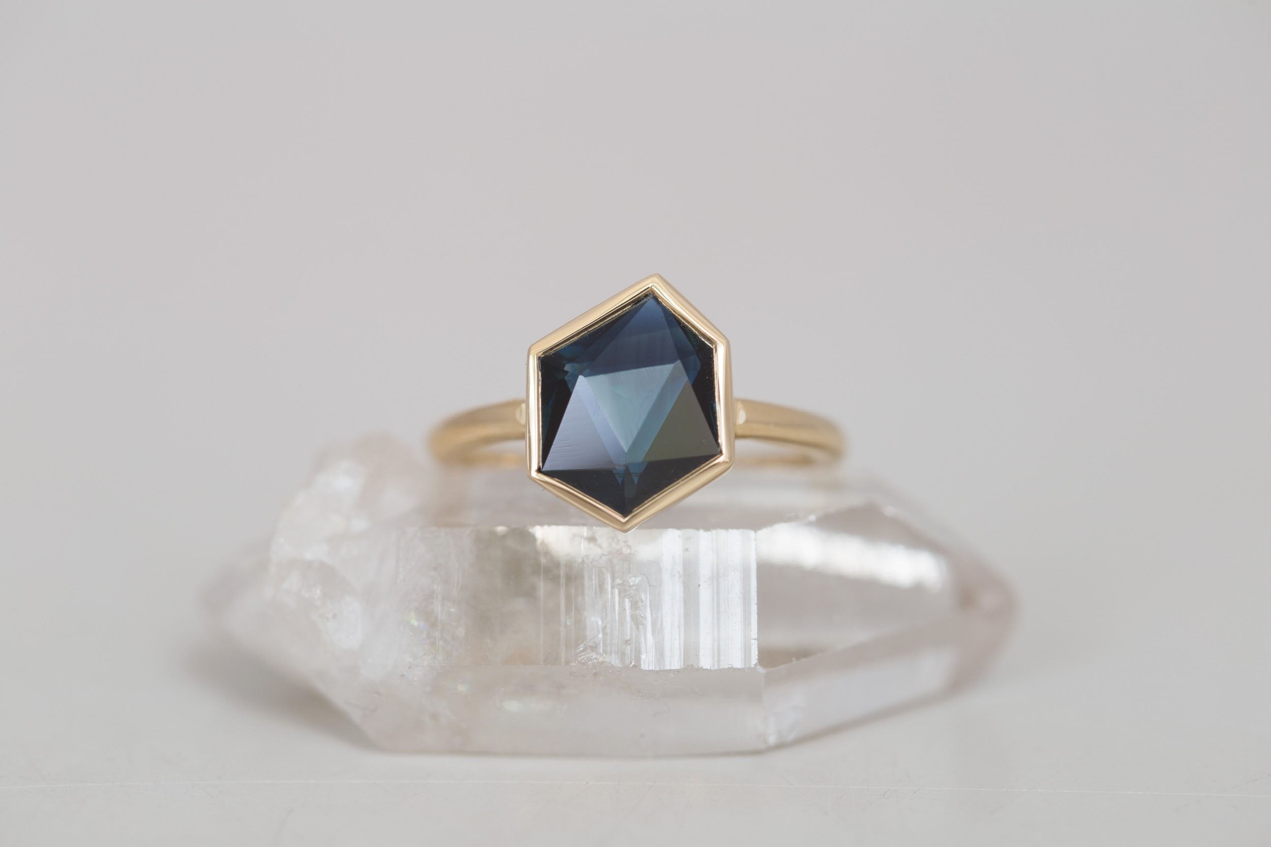 Avens Ring | Dark Blue Geocut Sapphire Engagement Ring 3.57 ct | 14k Recycled Gold | One of a Kind