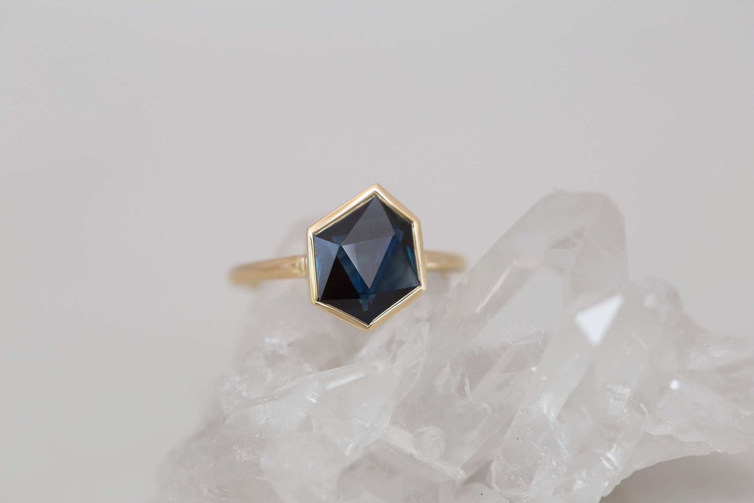 Avens Ring | Dark Blue Geocut Sapphire Engagement Ring 3.57 ct | 14k Recycled Gold | One of a Kind