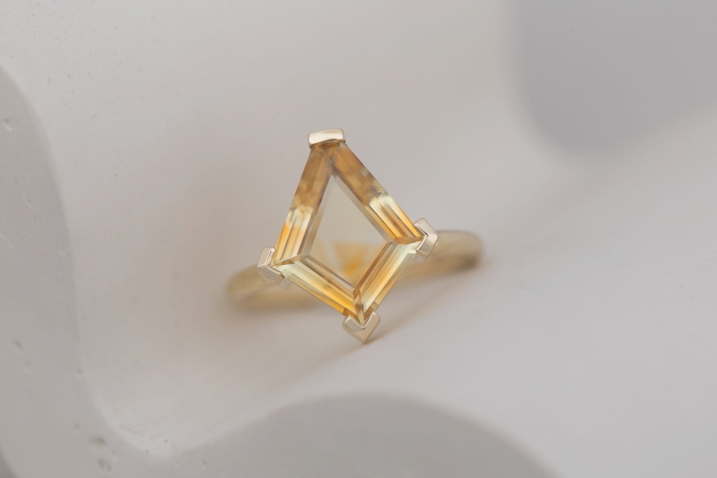 Mesa Ring | Montana Bicolor Kite Sapphire Solitaire Engagement Ring 4.64 ct | 14k Recycled Gold | One of a Kind