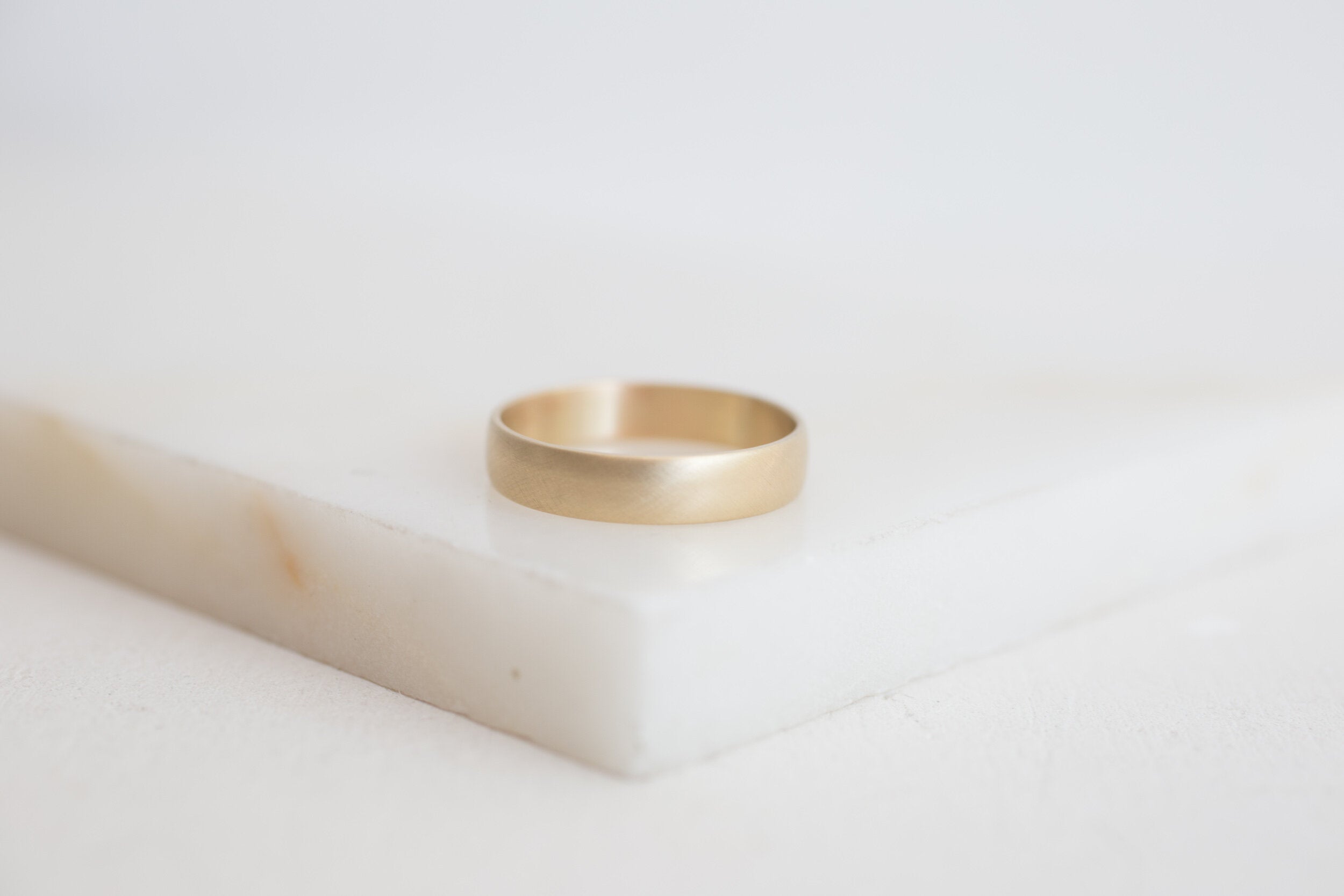 4 x 1 mm Half Round Band | 14k Recycled Gold
