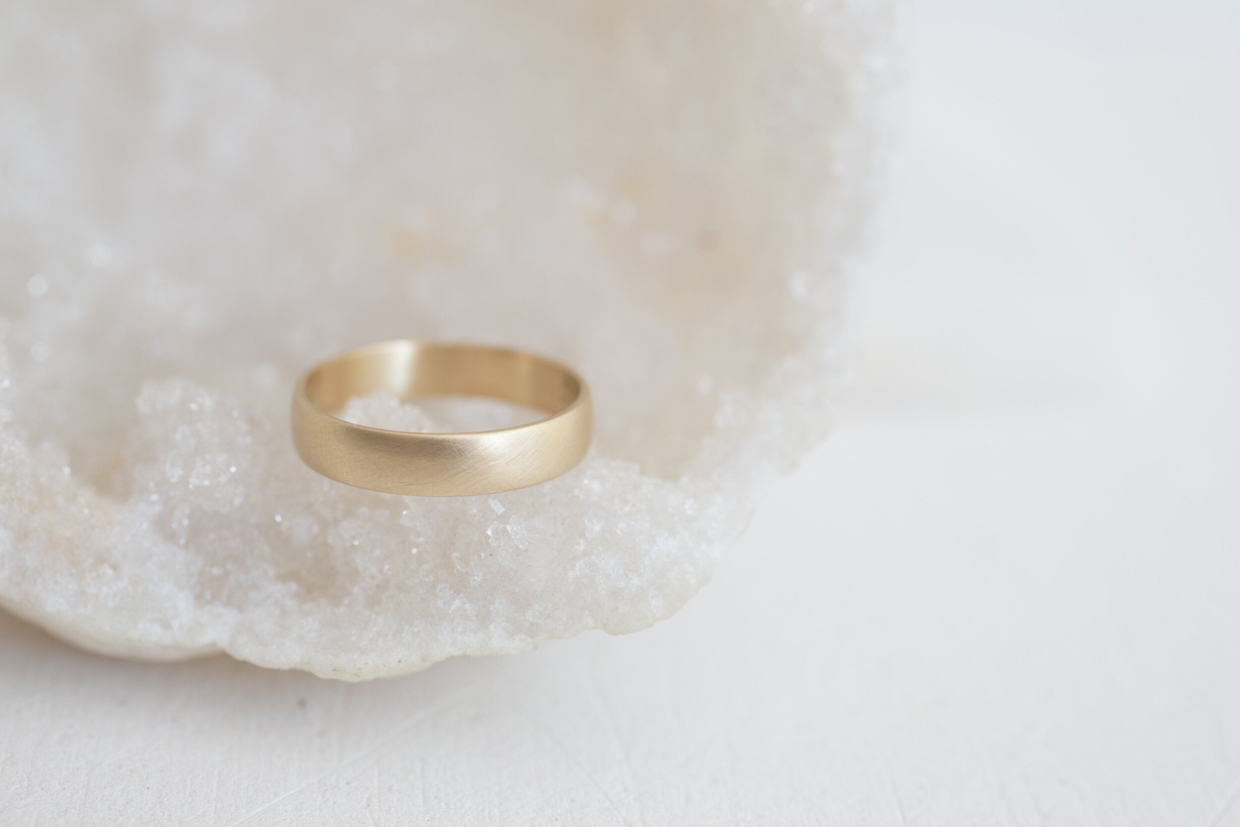 4 x 1 mm Half Round Band | 14k Recycled Gold