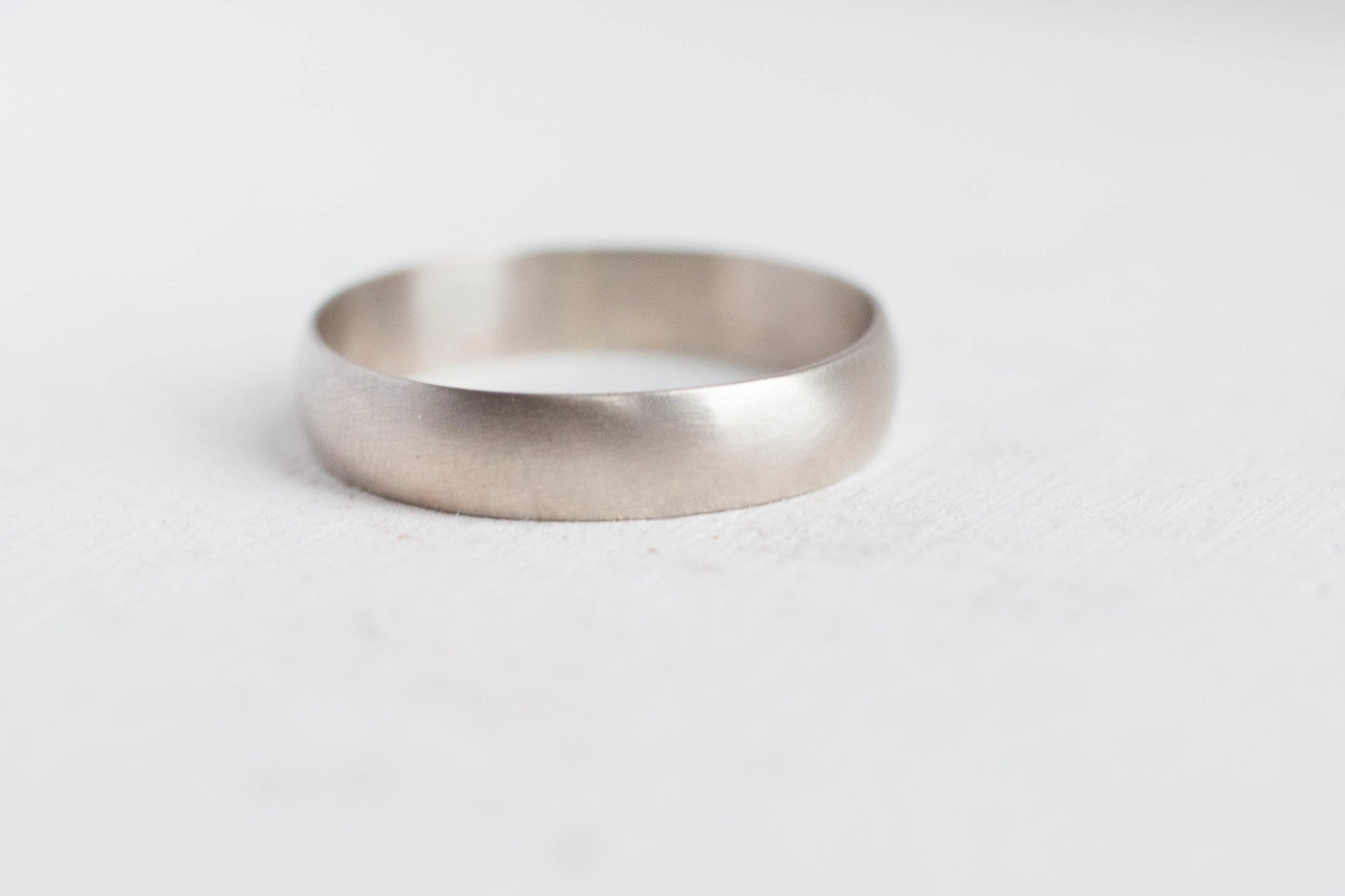 5 x 1 mm Half Round Band | 14k Recycled White Gold