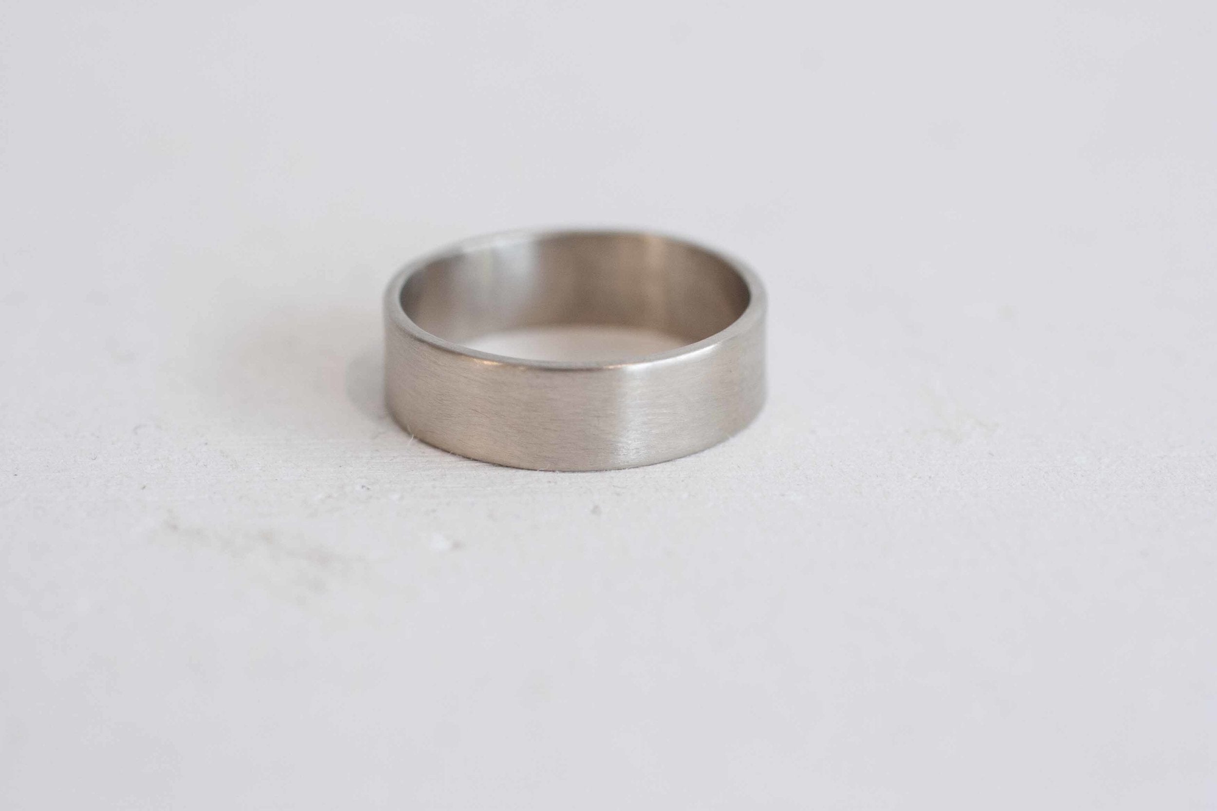 6 x 1 mm Flat Band | 14k Recycled White Gold
