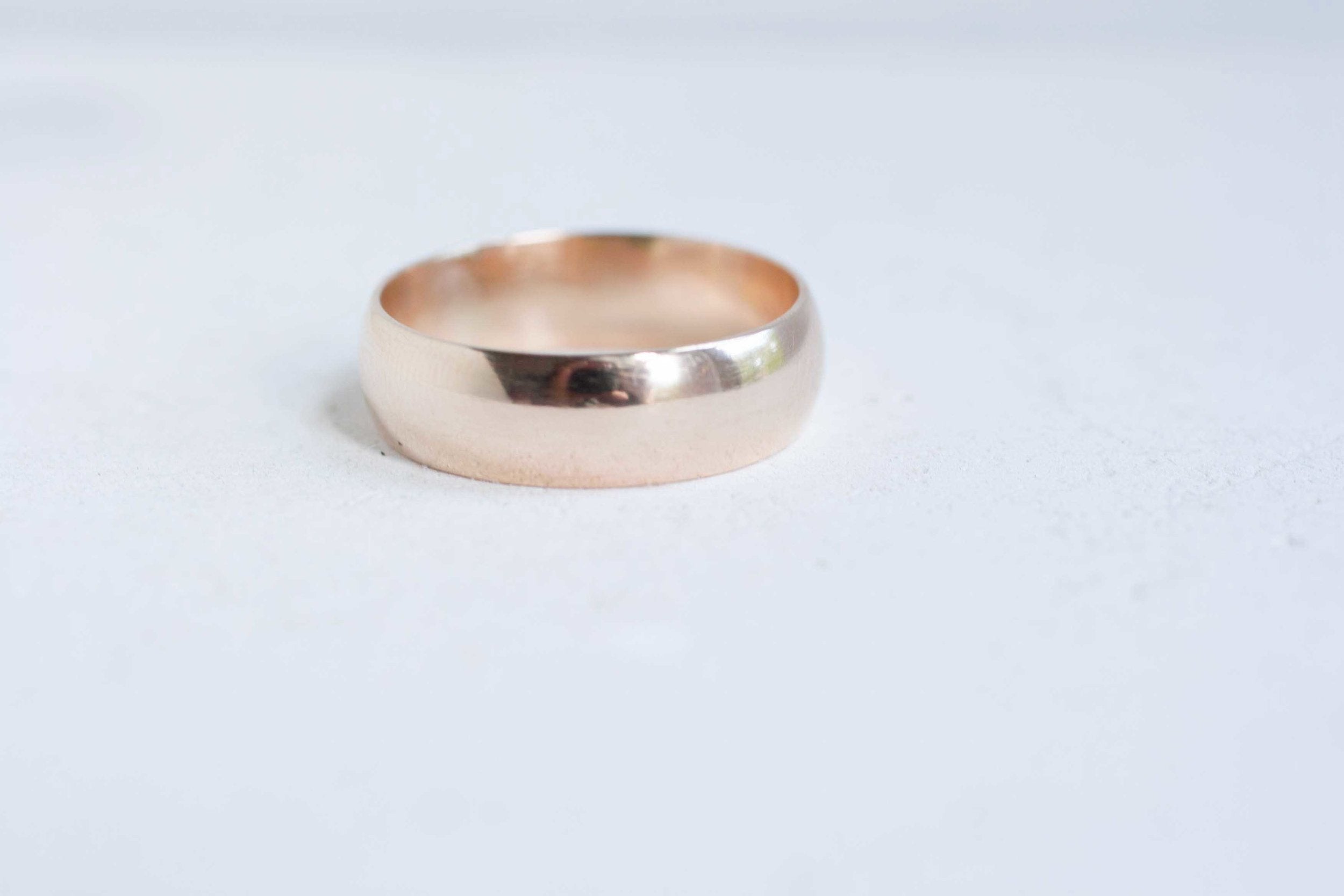 7 x 1.5 mm Half Round Band | 14k Recycled Yellow Gold