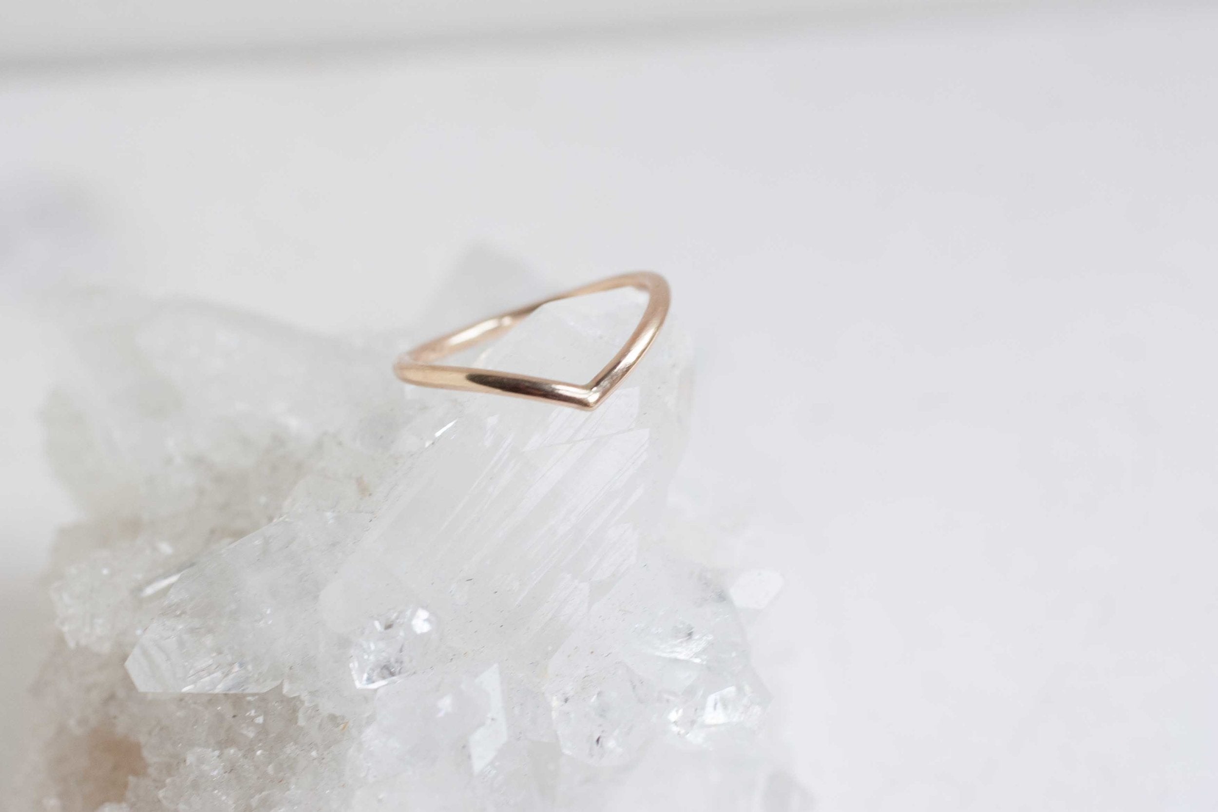 Contour V Band | 14k Recycled Yellow Gold