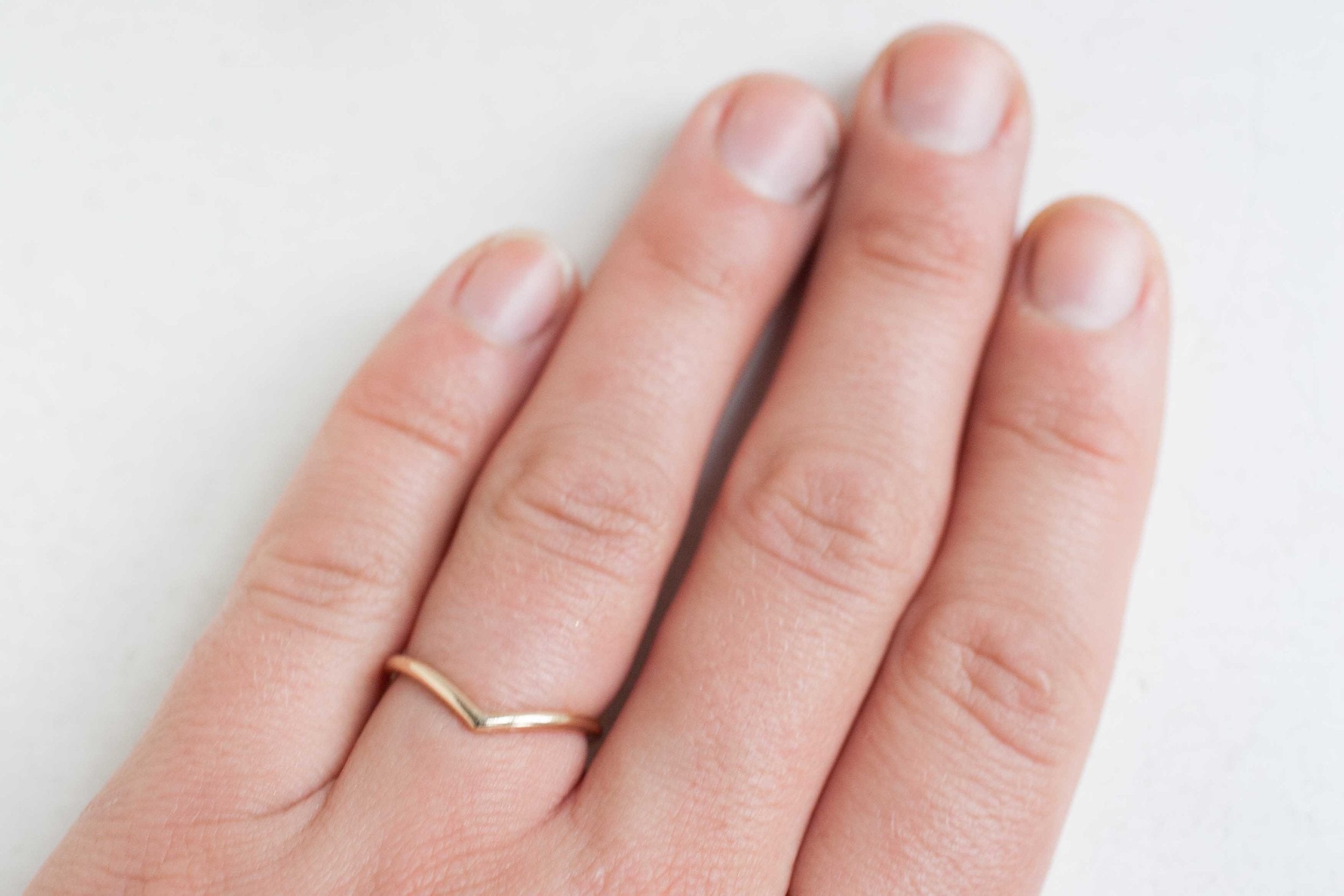 Contour V Band | 14k Recycled Yellow Gold