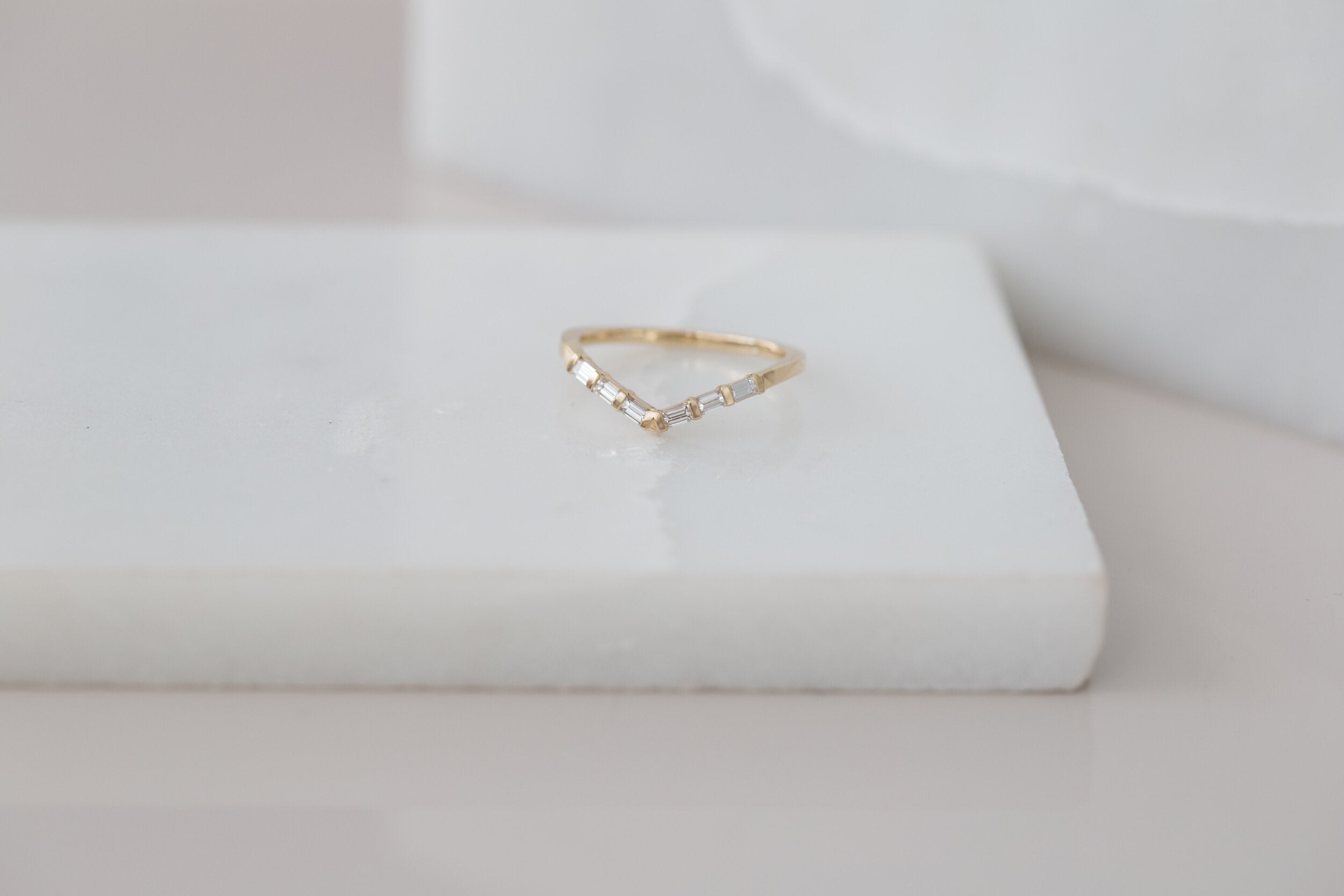 Baguette Diamond Contour V Band | 14k Recycled Gold