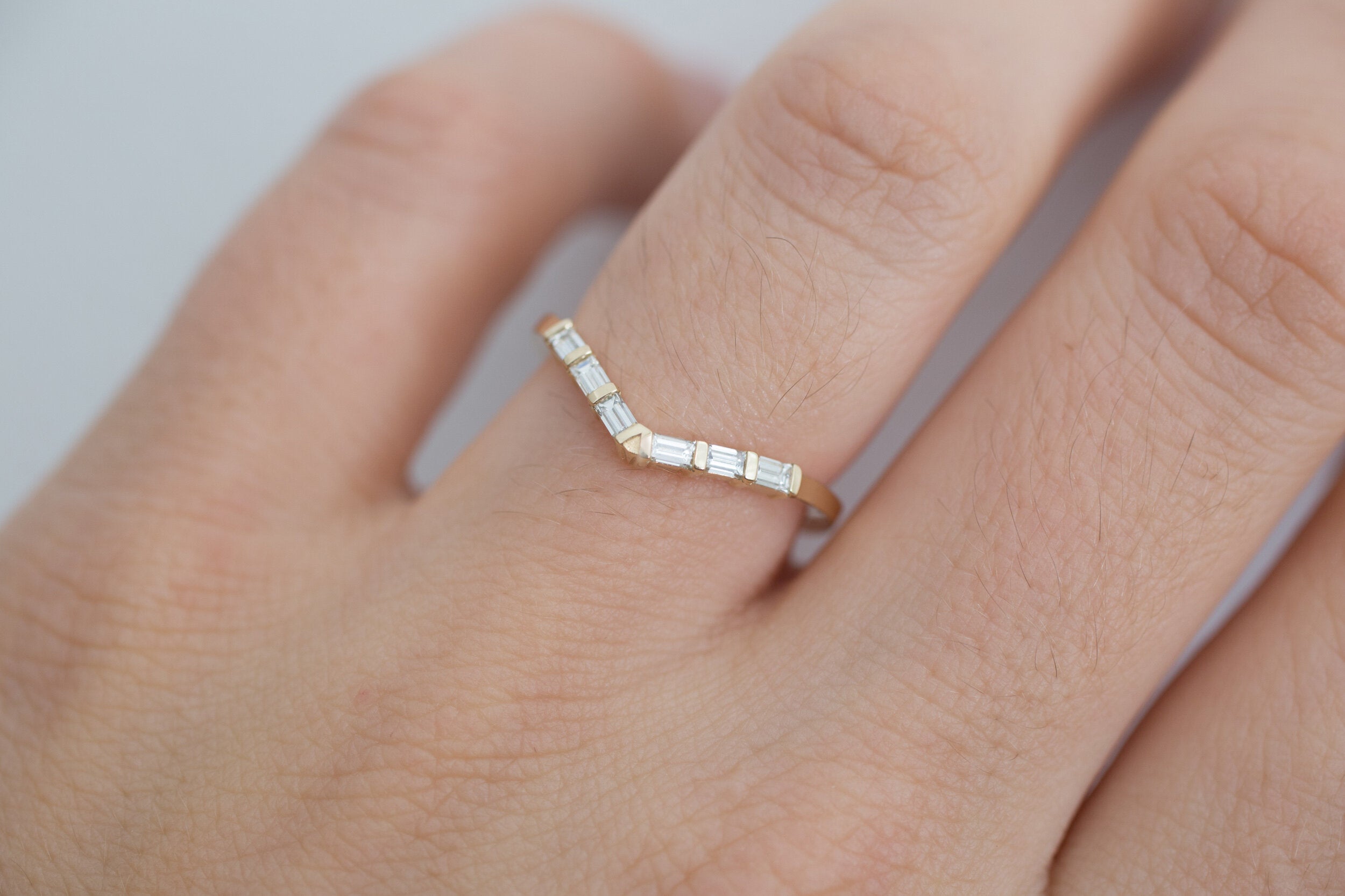 Baguette Diamond Contour V Band | 14k Recycled Gold