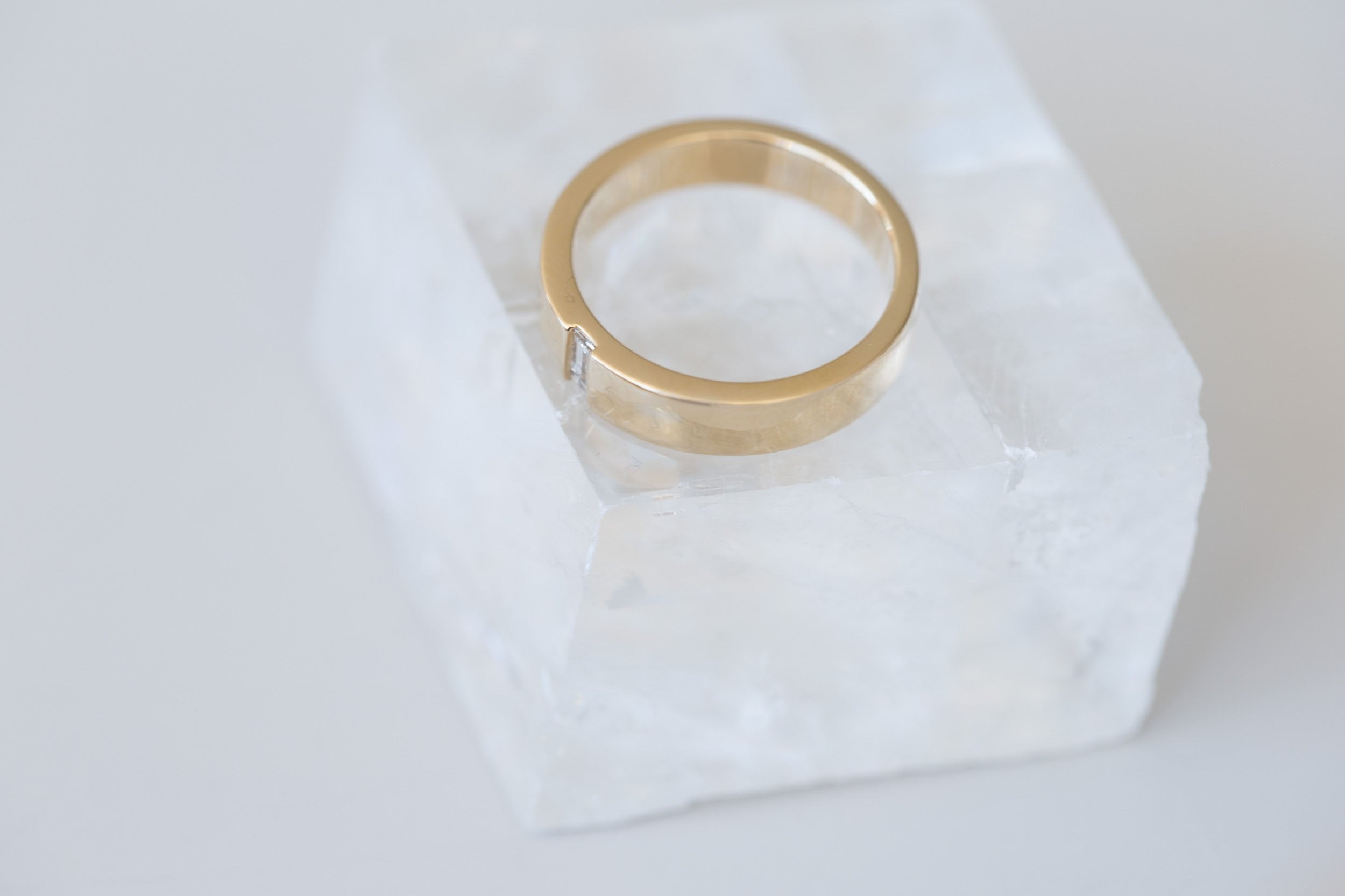 Baguette Diamond Inlay Band | 14k Recycled Gold