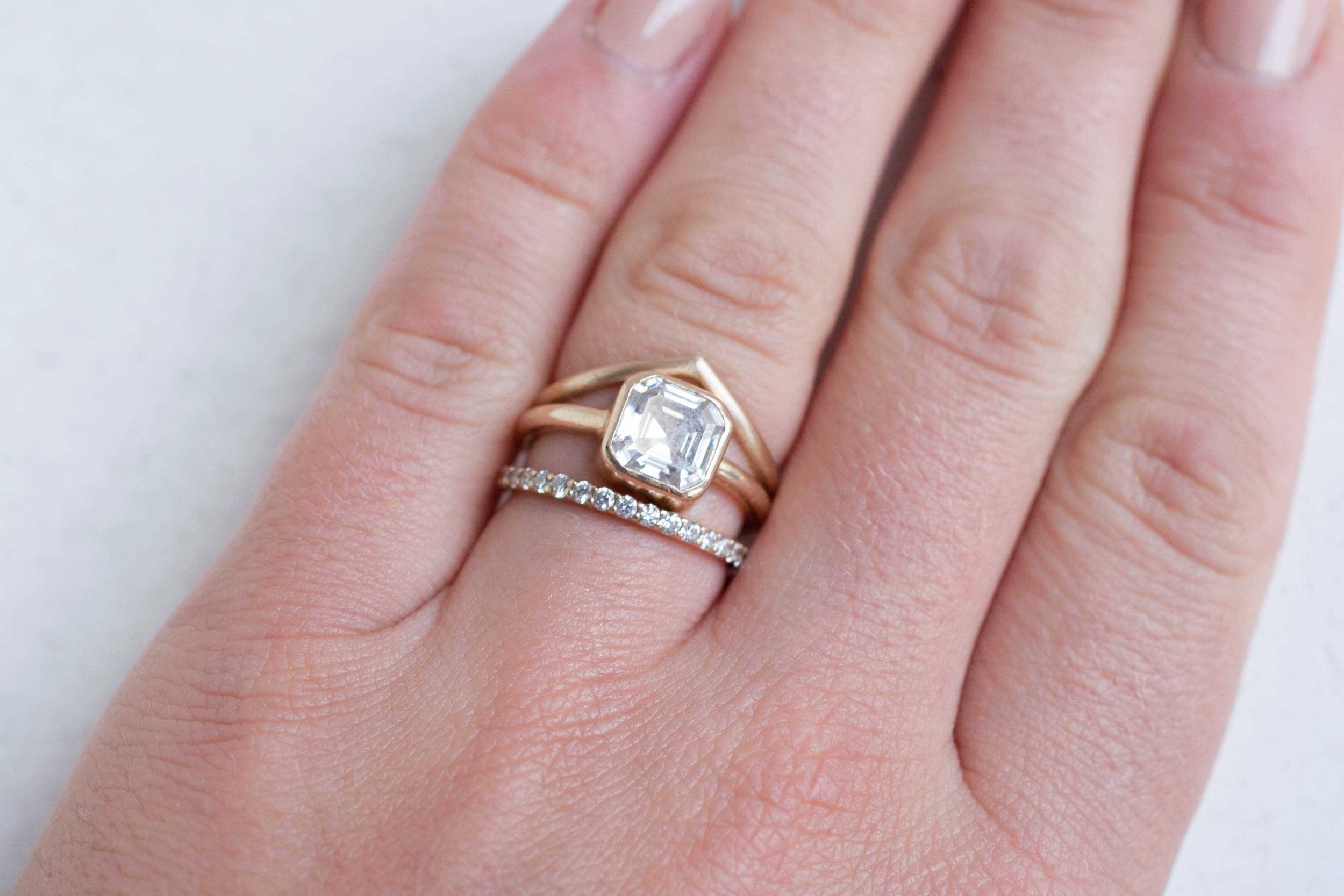 Contour V Band | 14k Recycled Yellow Gold