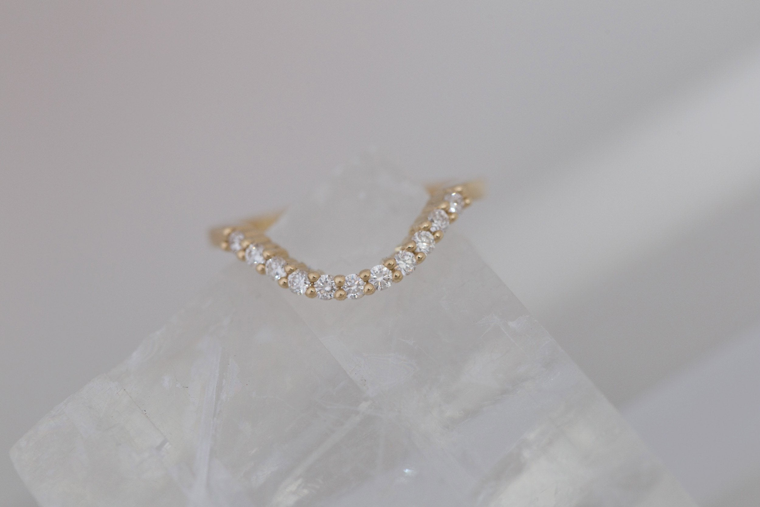 Eleven Diamond Deep Curve Band | 14k Recycled Gold