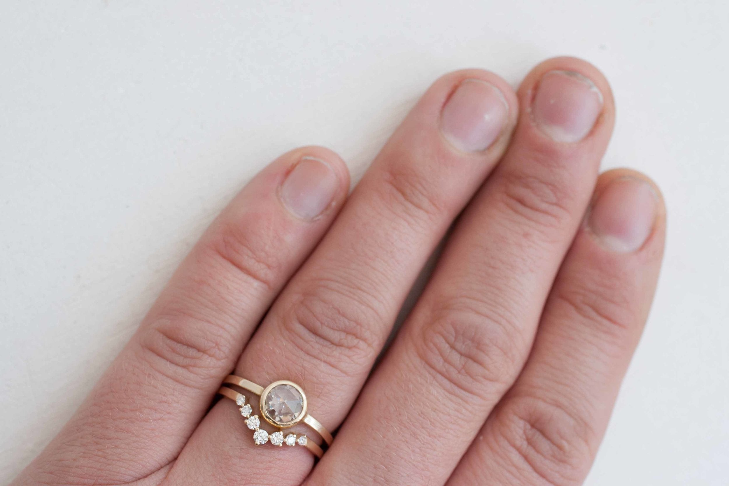 Diamond V Contour Band | 14k Recycled Gold