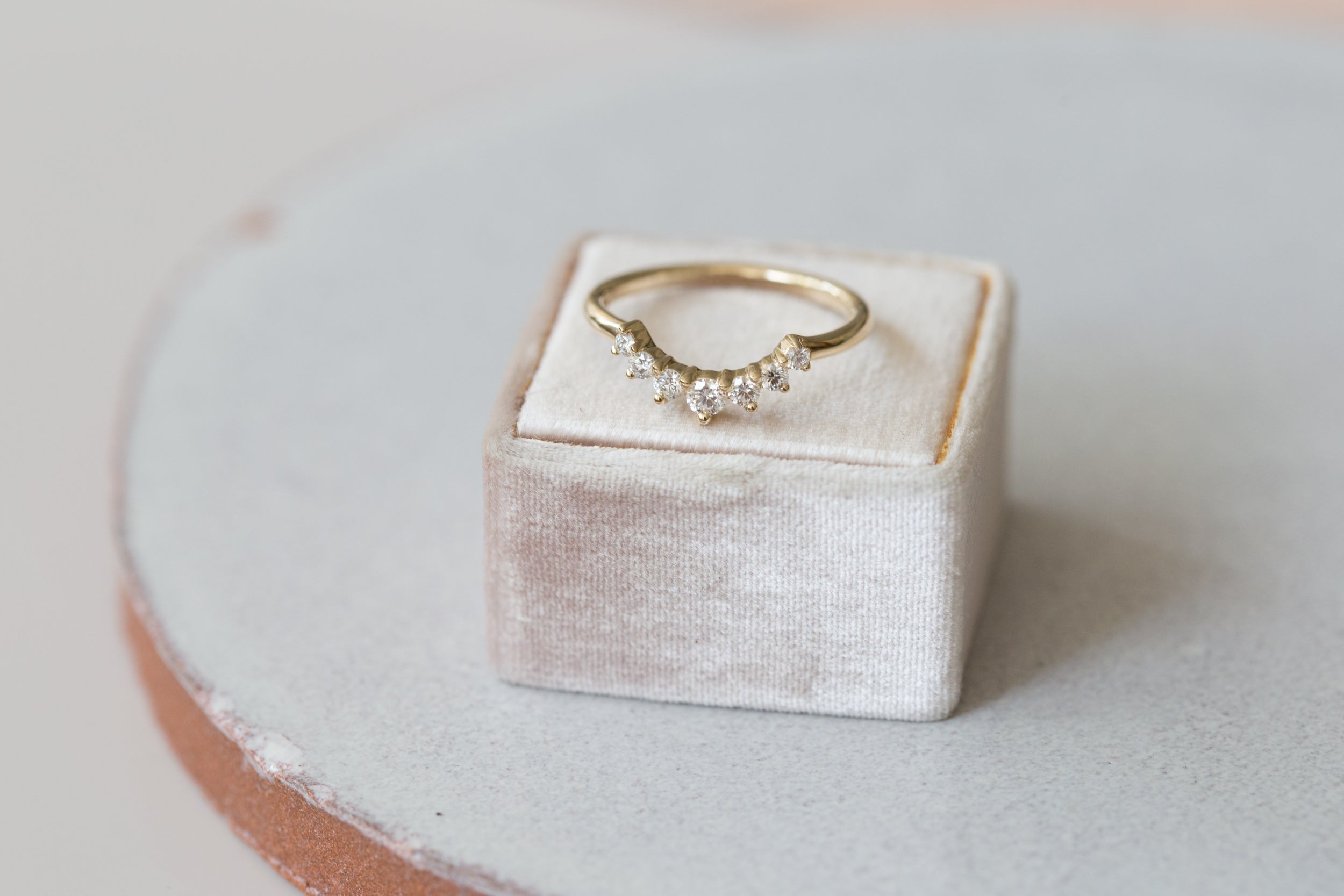Graduated Diamond Arc Band | 14k Recycled Gold
