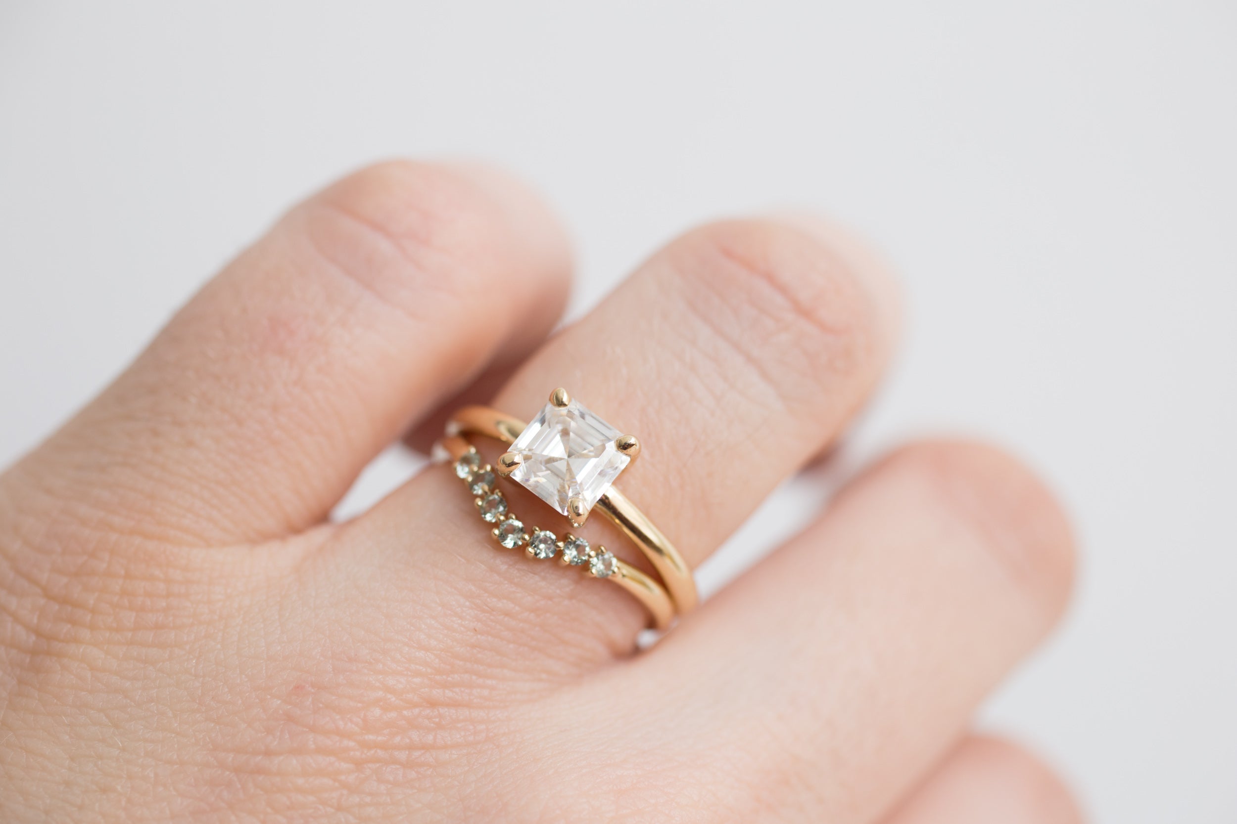 Seven Green Sapphire Contour Curve Band | 14k Recycled Gold