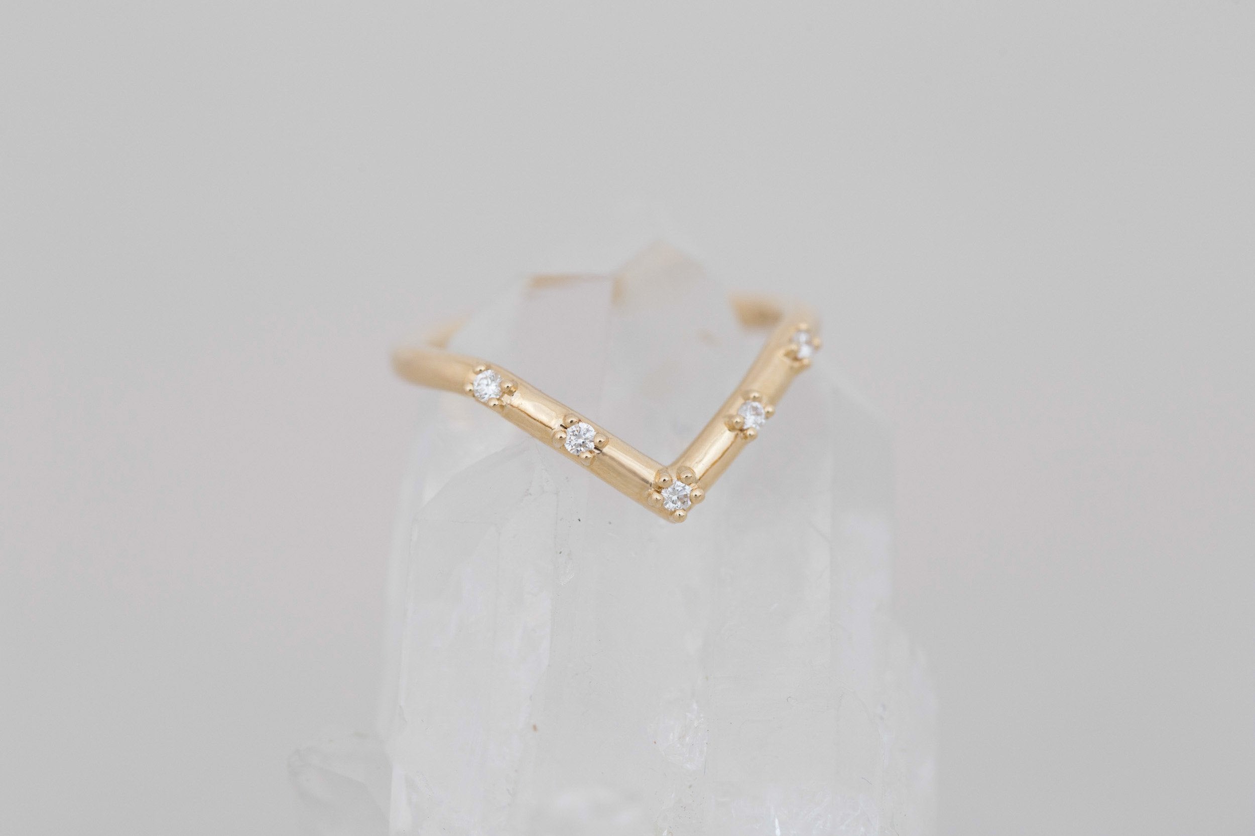 Hudson Deep V Band | 14k Recycled Gold