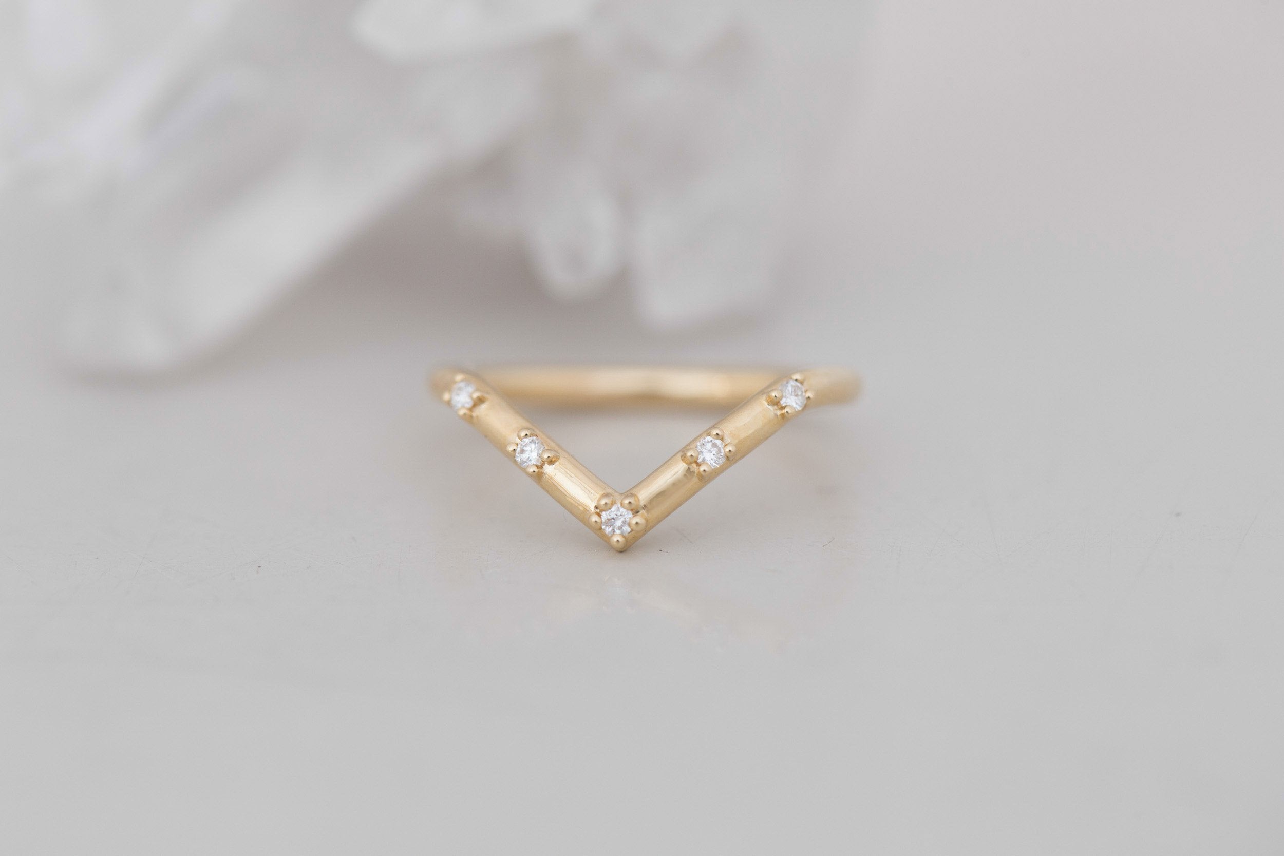 Hudson Deep V Band | 14k Recycled Gold