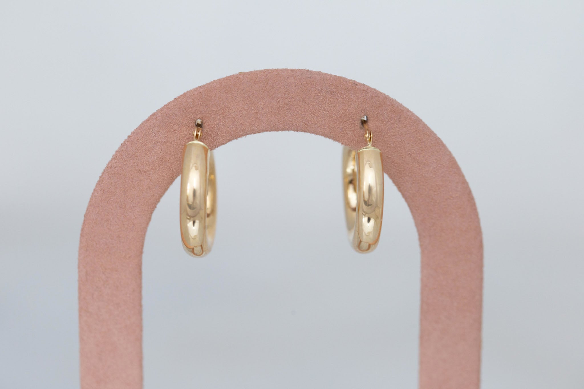 Bold Hoop Earrings | Medium | 14k Recycled Gold