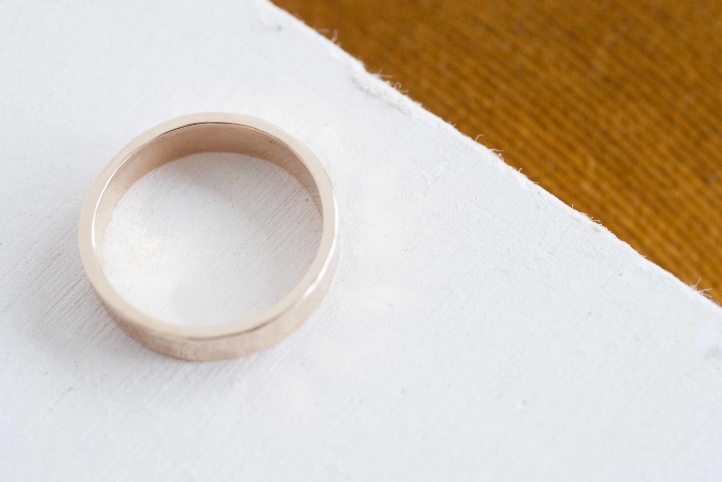 5 x 1.5 mm Hammered Texture Flat Band | 14k Recycled Yellow Gold