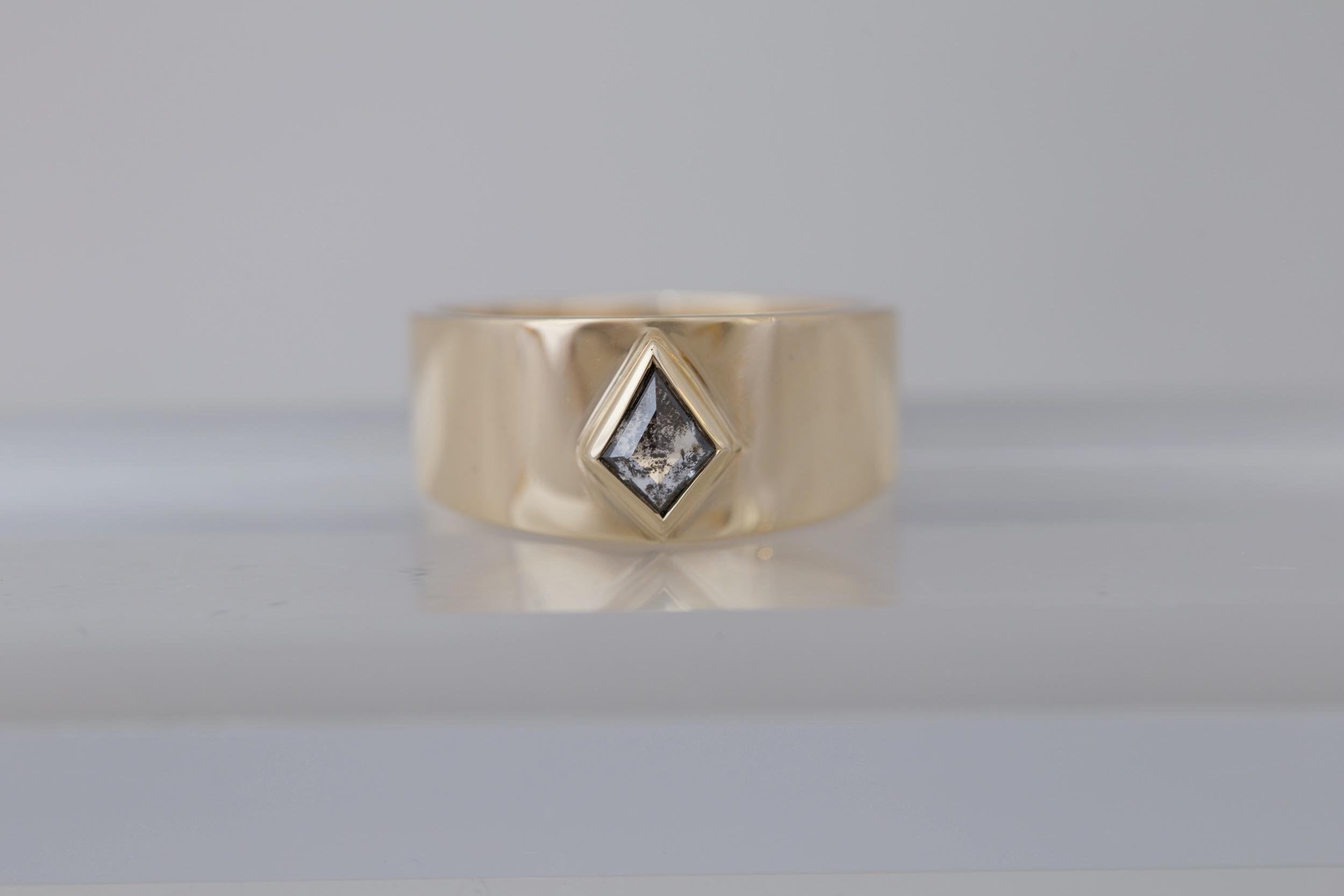 Salt and Pepper Kite Wide Band 0.54 ct | 14k Recycled Gold | One of a Kind