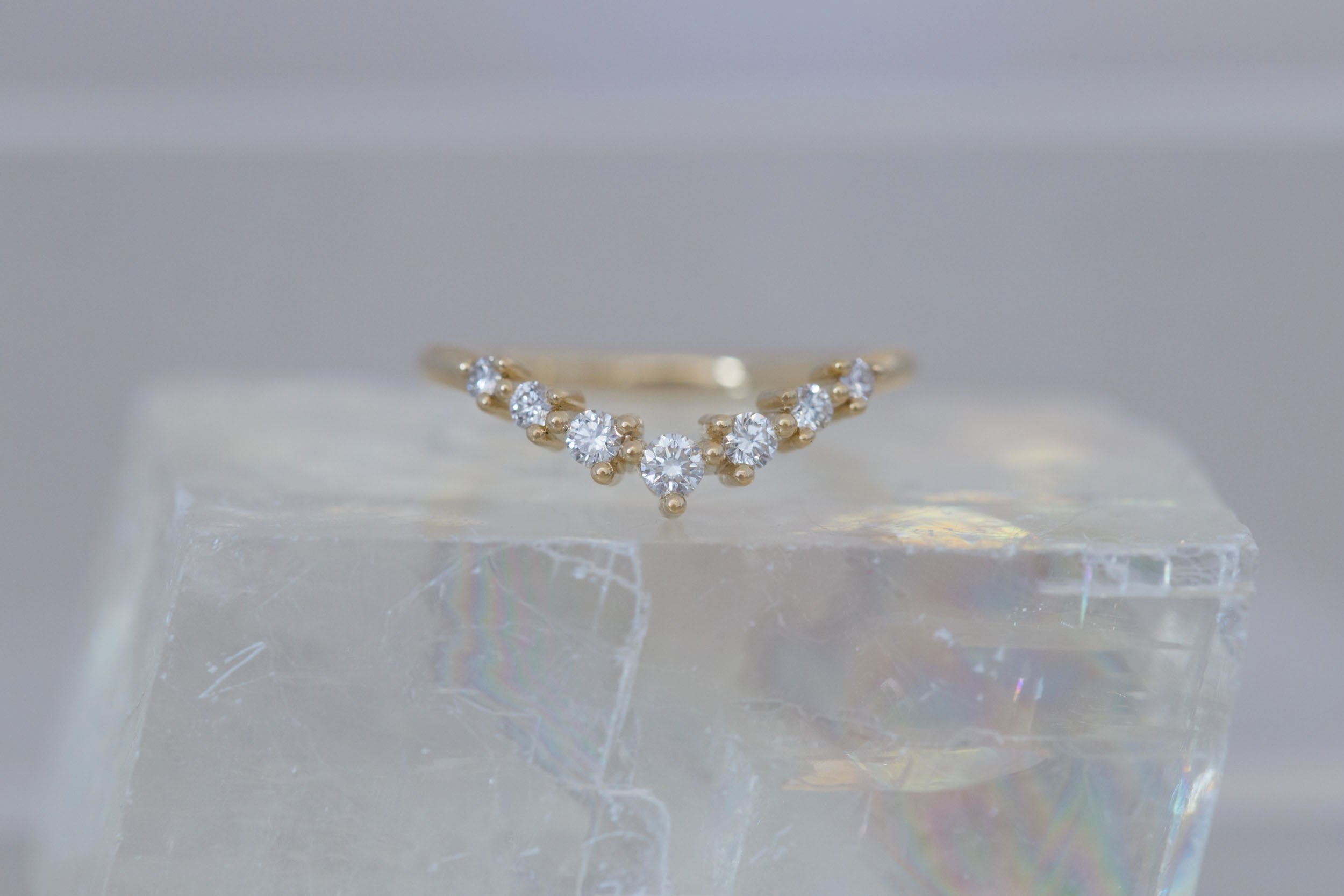 Shallow Diamond Contour V Band | 14k Recycled Gold