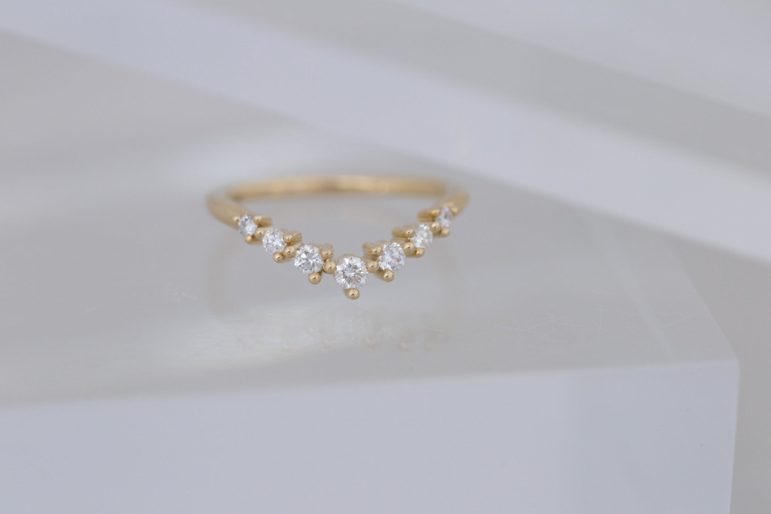 Shallow Diamond Contour V Band | 14k Recycled Gold