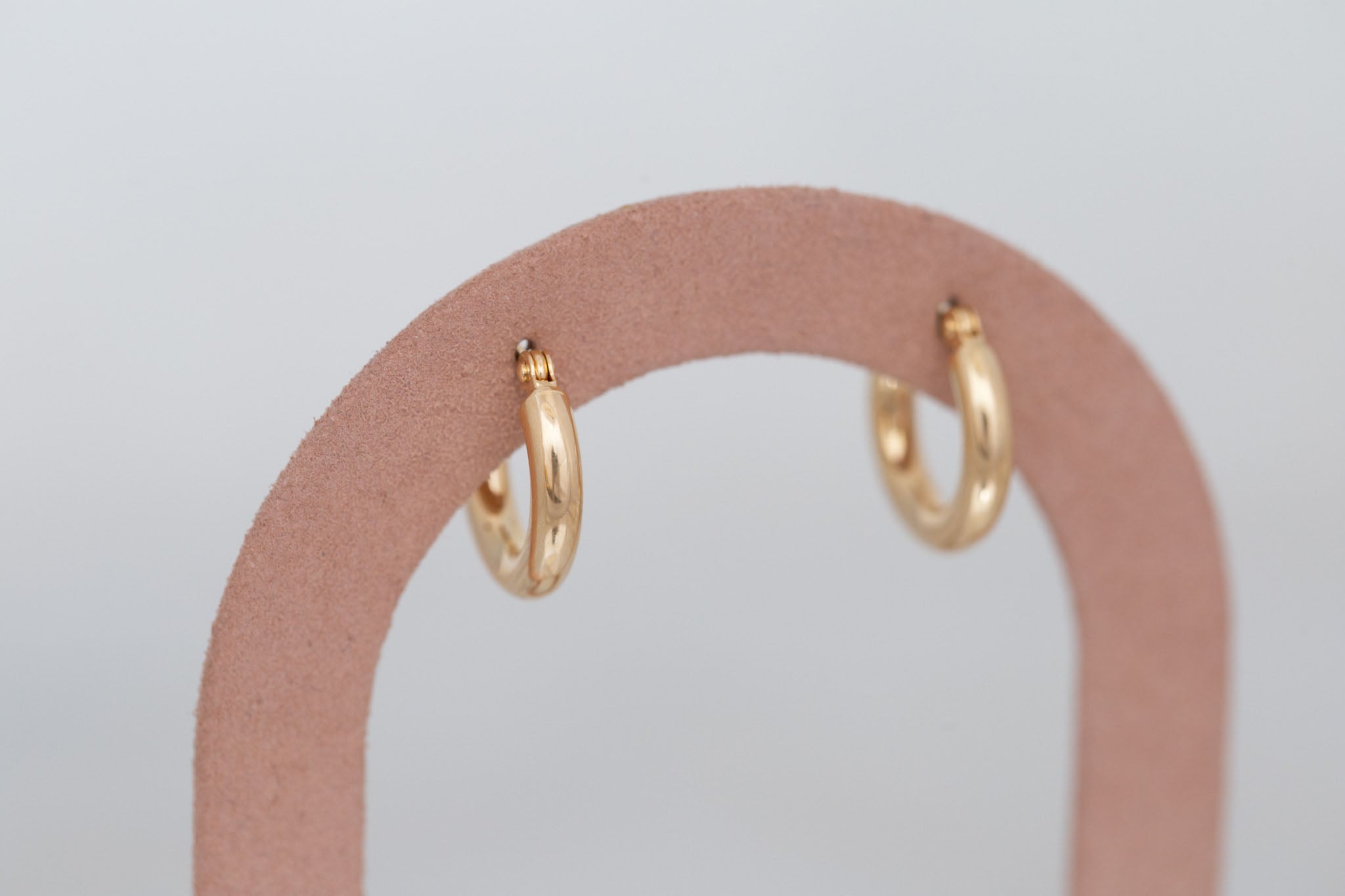 Bold Hoop Earrings | Small | 14k Recycled Gold