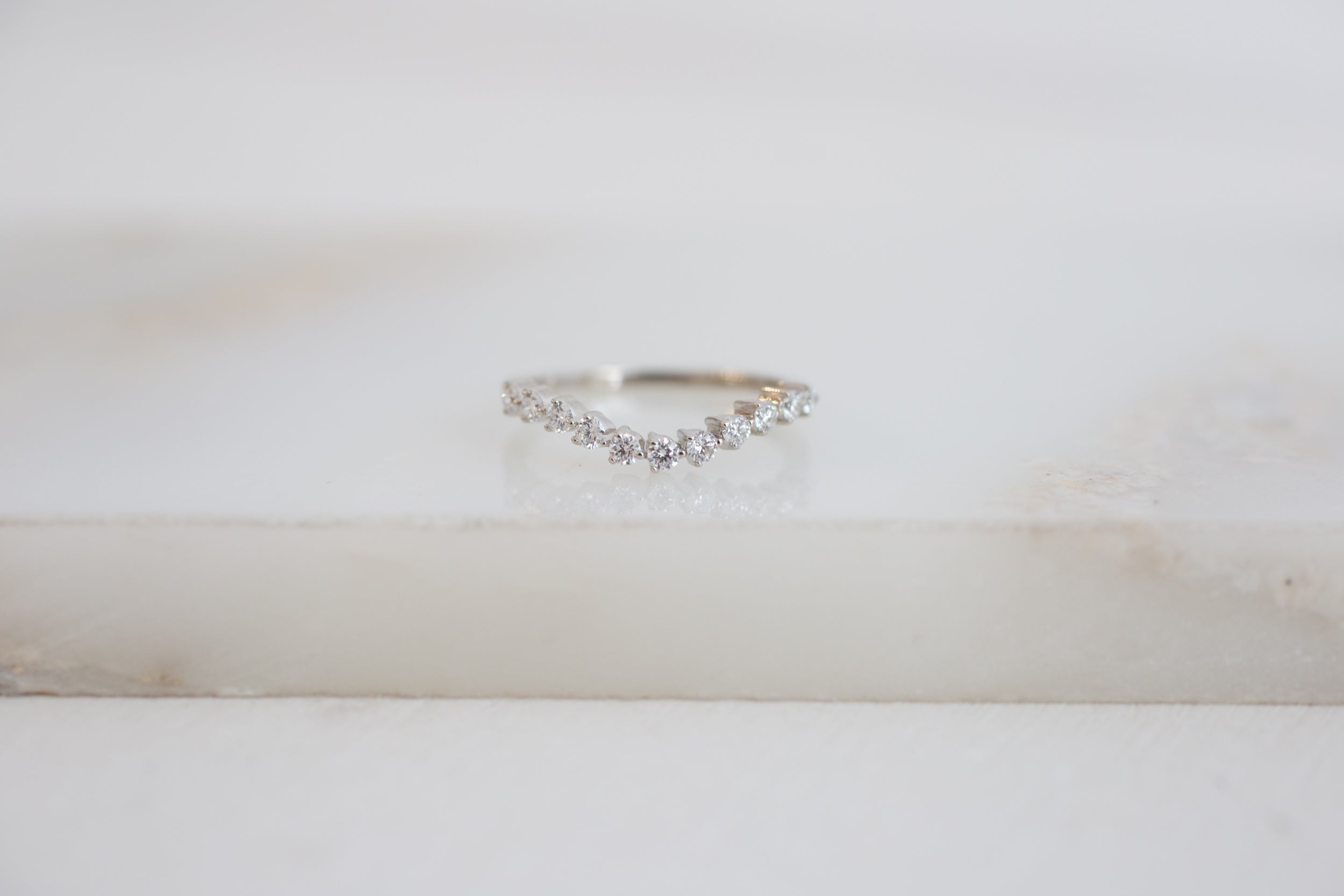 Eleven Diamond Contour Curve Band | 14k Recycled White Gold