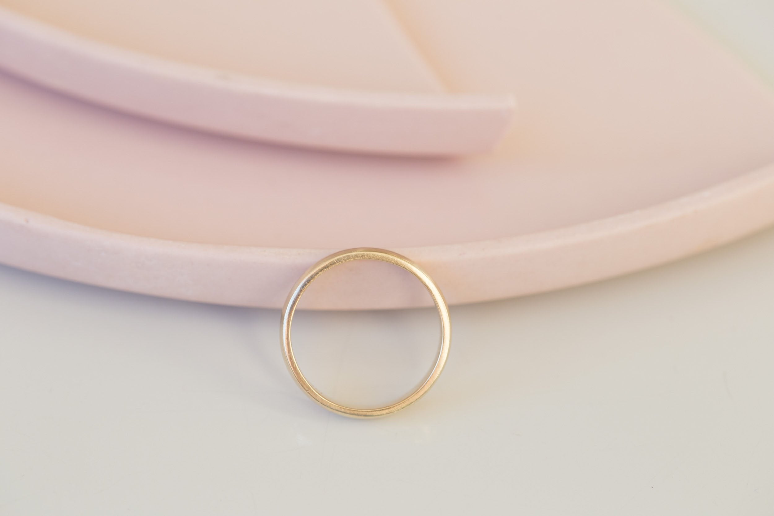 4 x 1.5 mm Half Round Band | 14k Recycled Yellow Gold