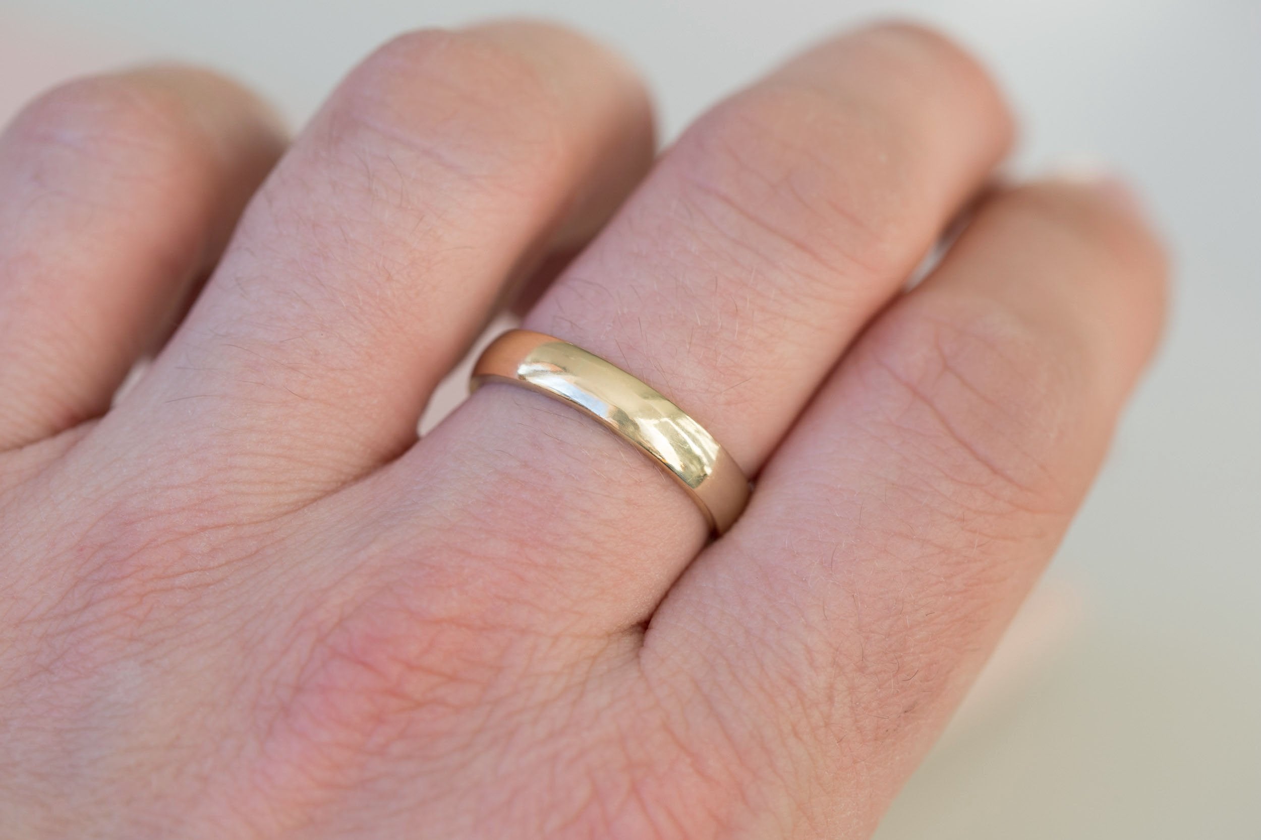4 x 1.5 mm Half Round Band | 14k Recycled Yellow Gold