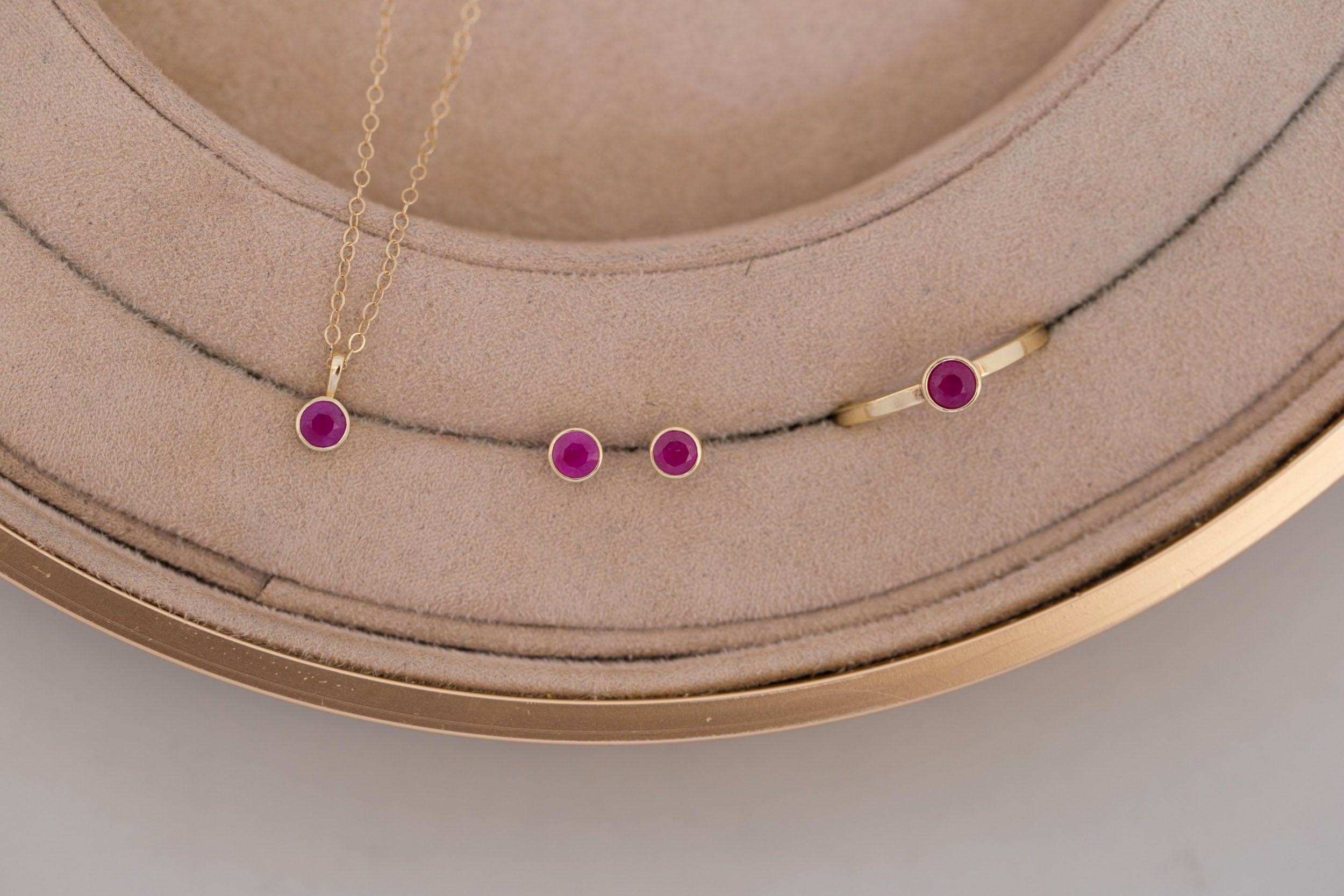 Ruby Pendant | The Birthstone Collection | July | 14k