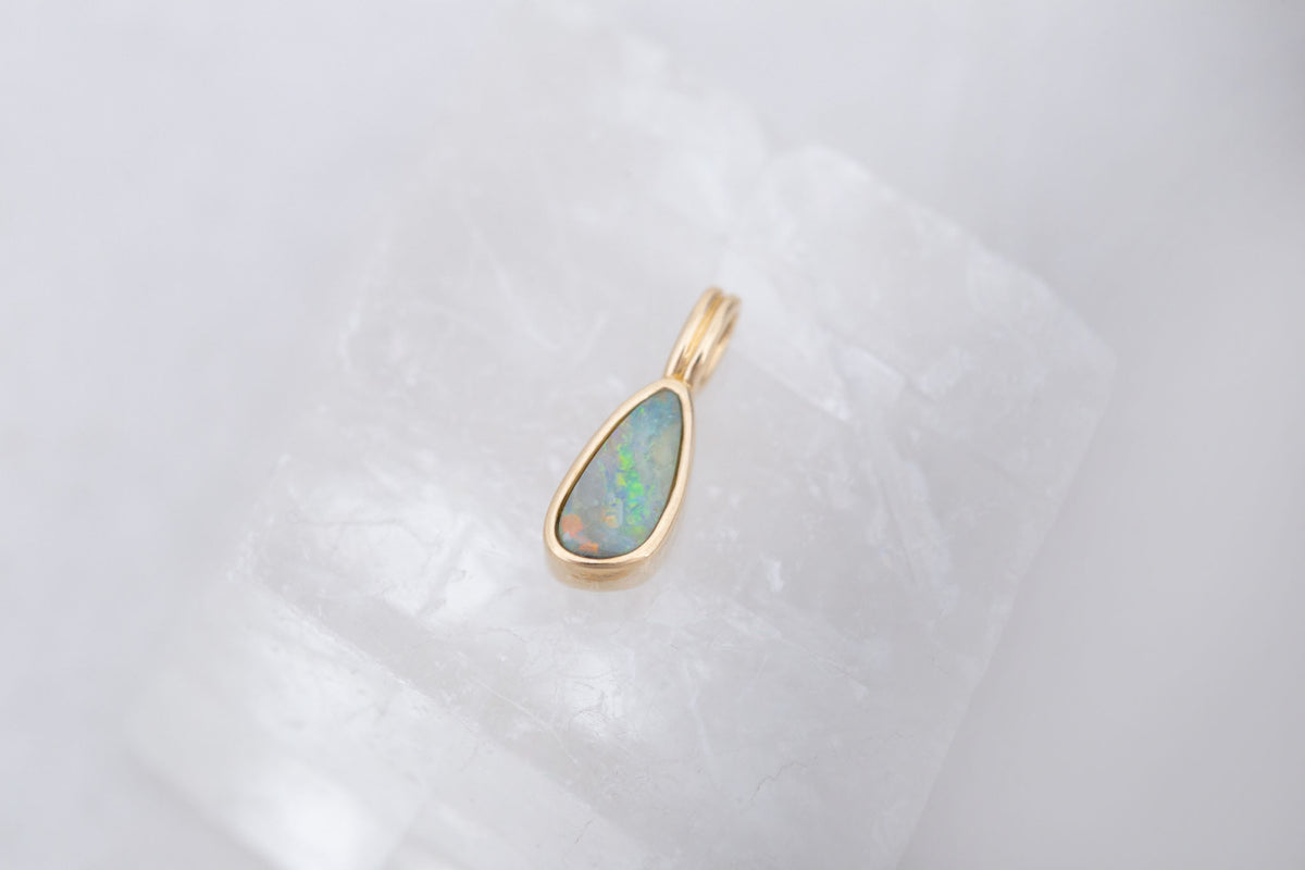 Relma Pendant | Opal 0.86 ct | 14k Yellow Gold | One of a Kind