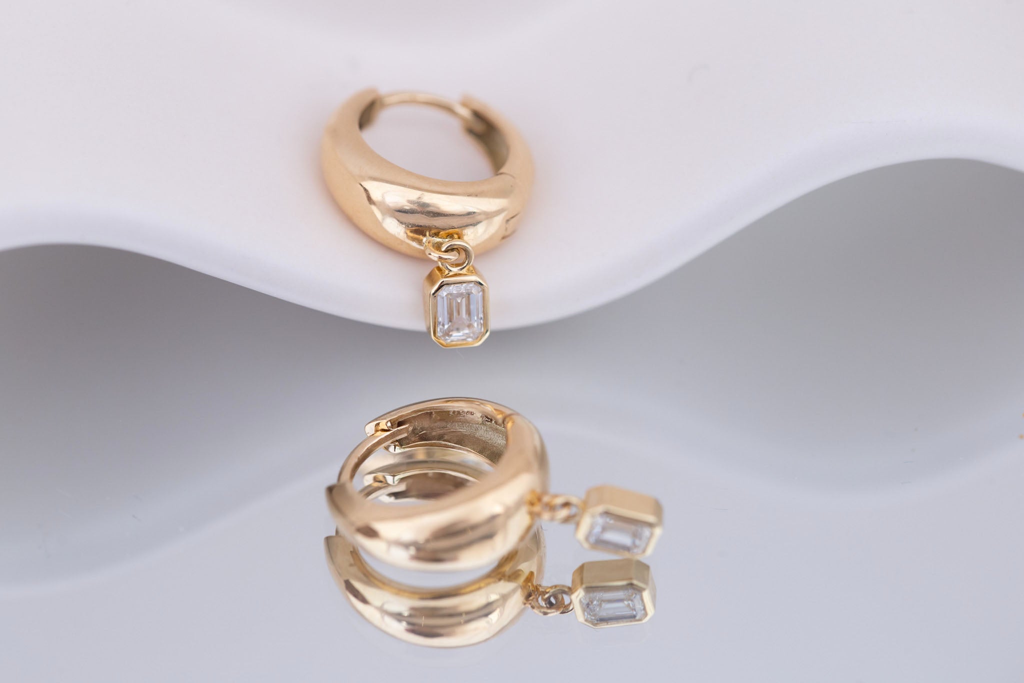 Reva Emerald Cut Diamond Hoop Earrings | 14k Recycled Gold