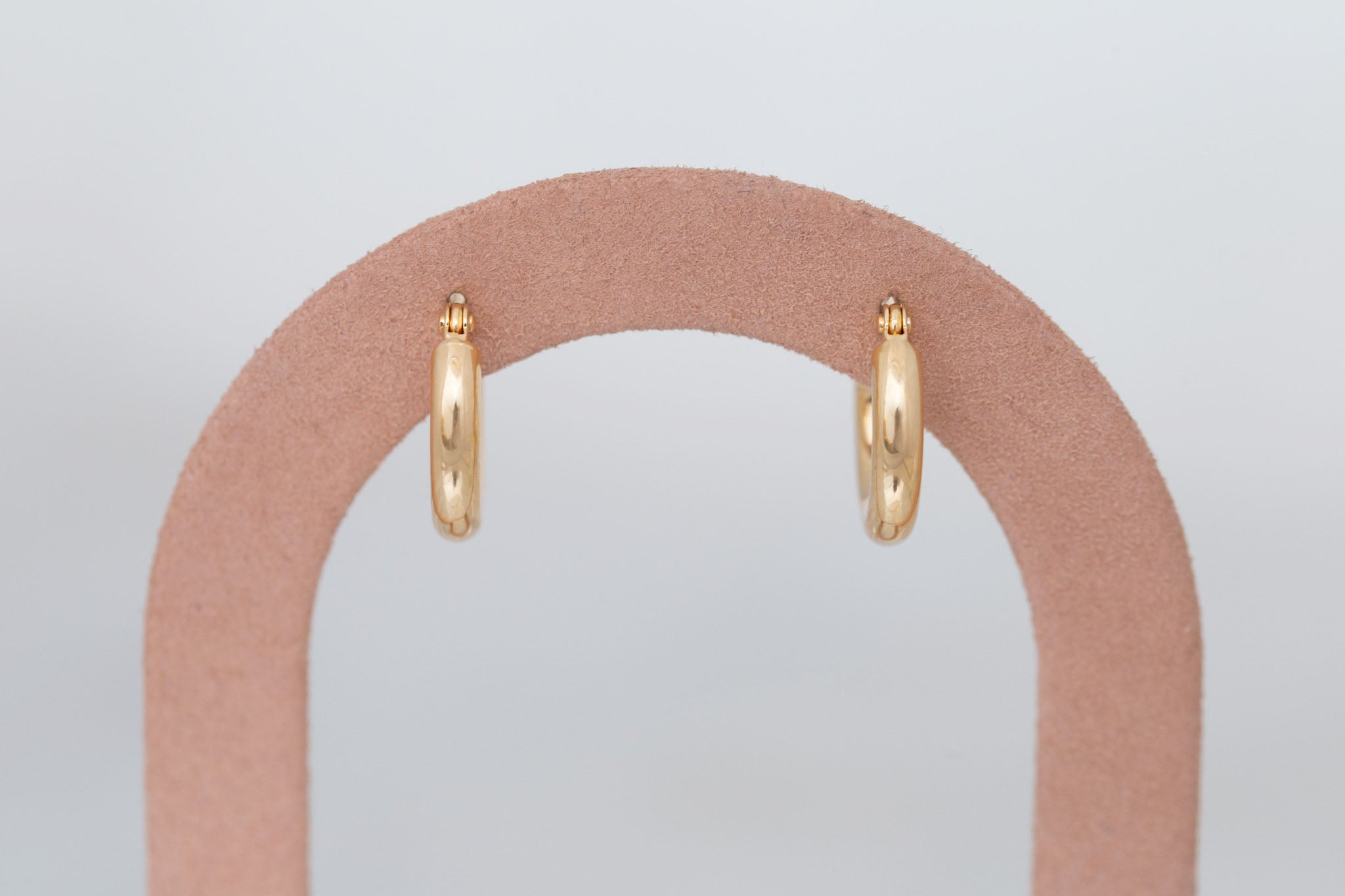 Bold Hoop Earrings | Small | 14k Recycled Gold