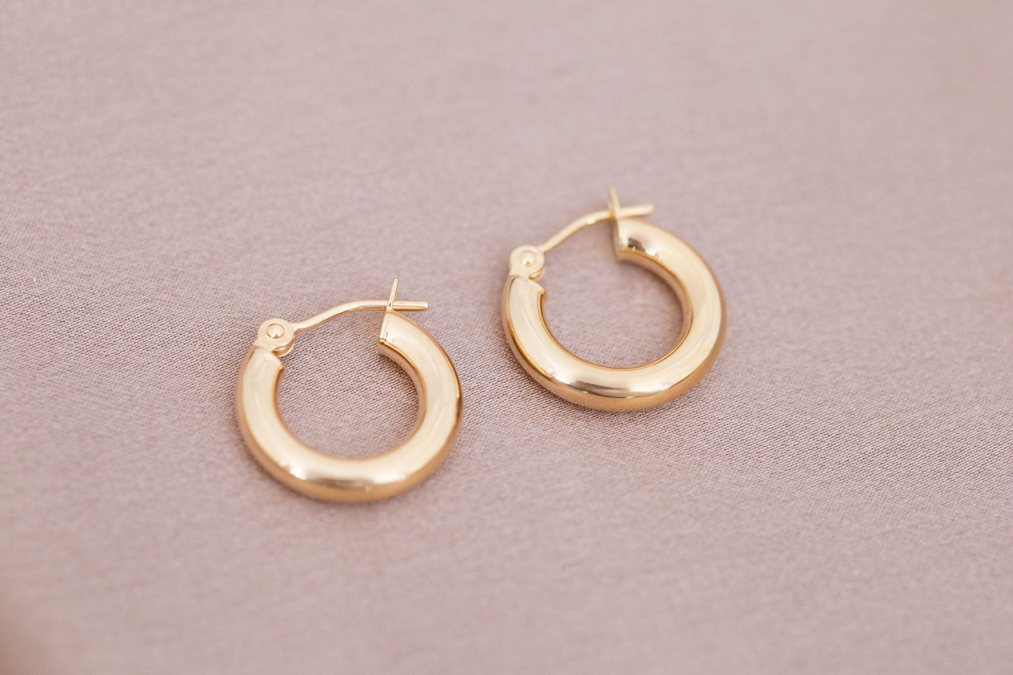 Bold Hoop Earrings | Small | 14k Recycled Gold