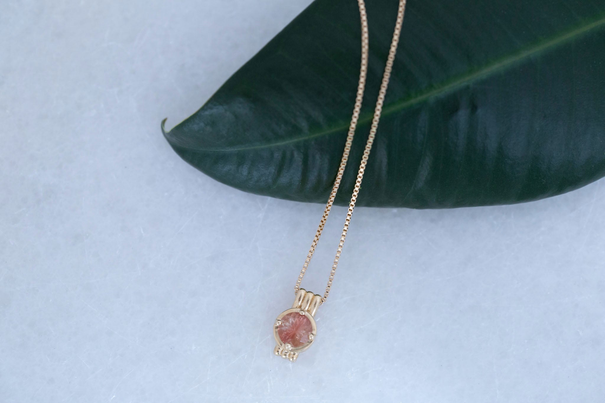 Alto Pendant | Sunstone 1.21 ct | 14k Yellow Gold | One of a Kind