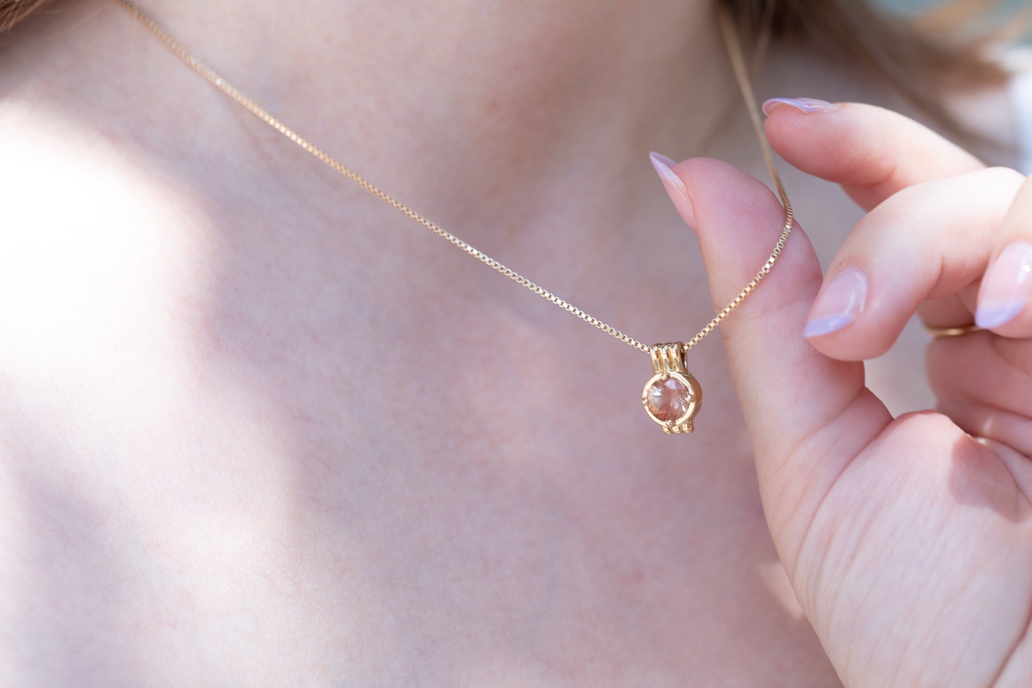 Alto Pendant | Sunstone 1.21 ct | 14k Yellow Gold | One of a Kind