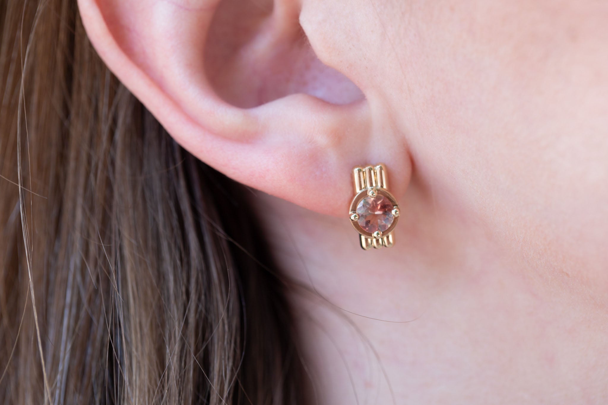 Alto Earrings | Sunstone 6 mm | 14k Yellow Gold | One of a Kind